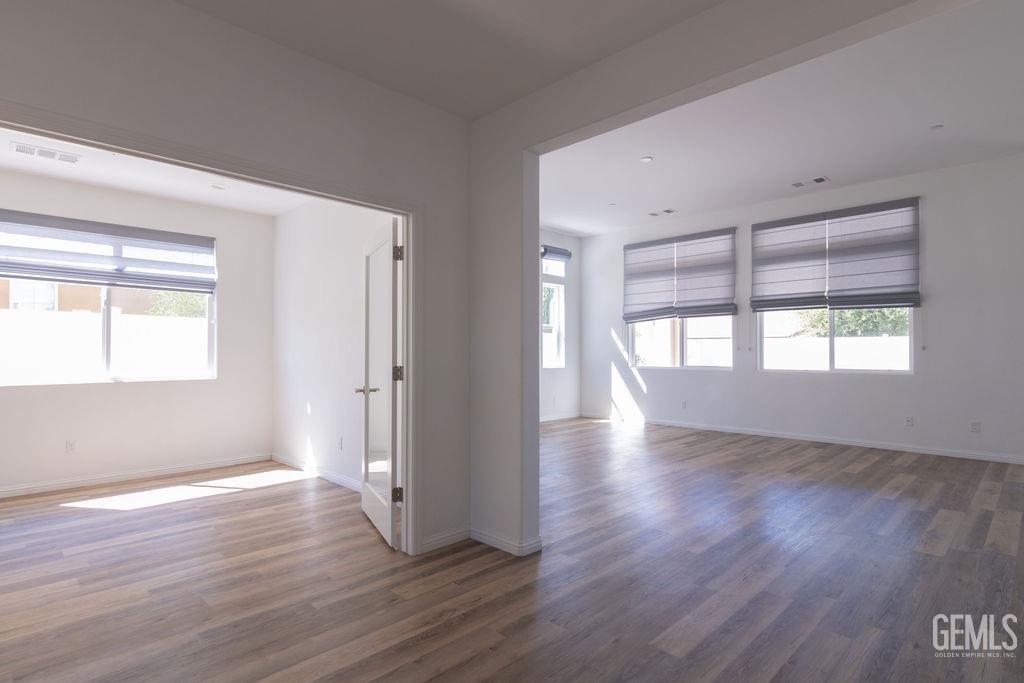 Bakersfield, California, 93311, United States, 4 Bedrooms Bedrooms, ,3 BathroomsBathrooms,Residential,For Sale,1906845