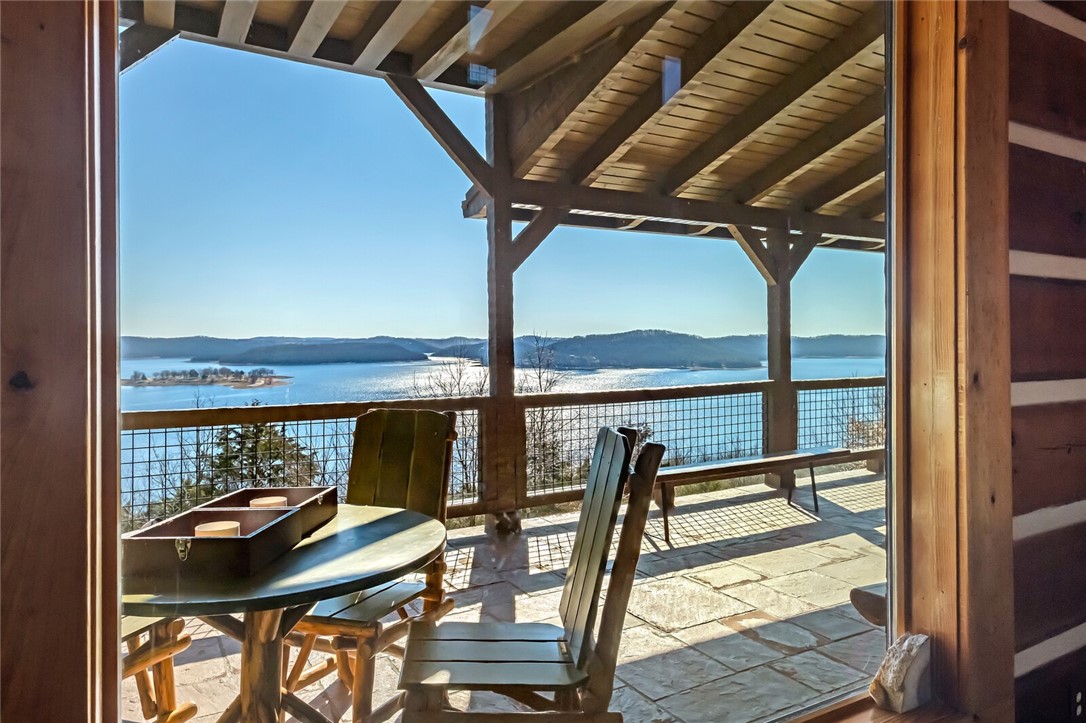 Eureka Springs, Arkansas, 72631, United States, 7 Bedrooms Bedrooms, ,7 BathroomsBathrooms,Residential,For Sale,1837510