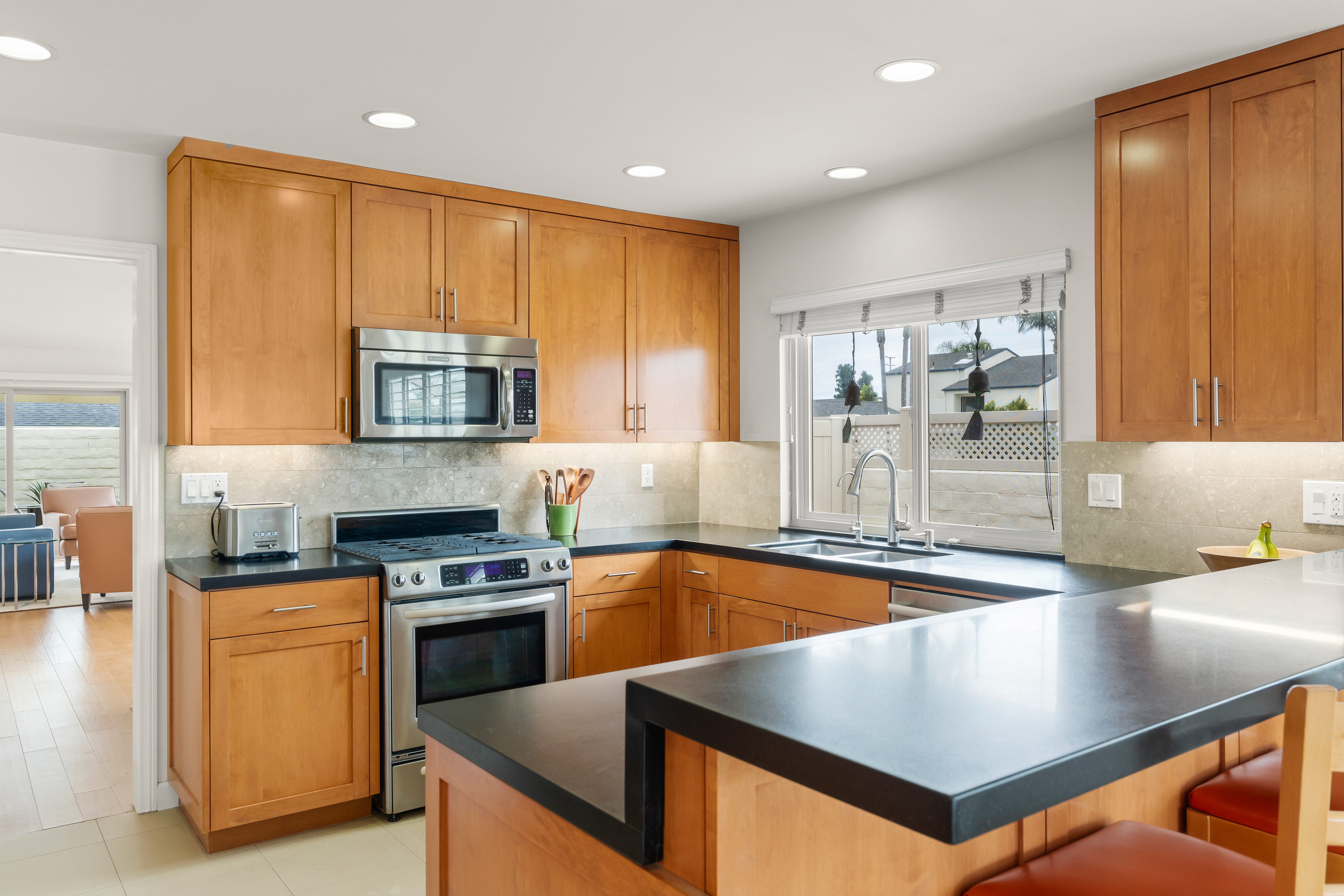  960 Emerald Court, Ventura, CA 93004 - 物件實景