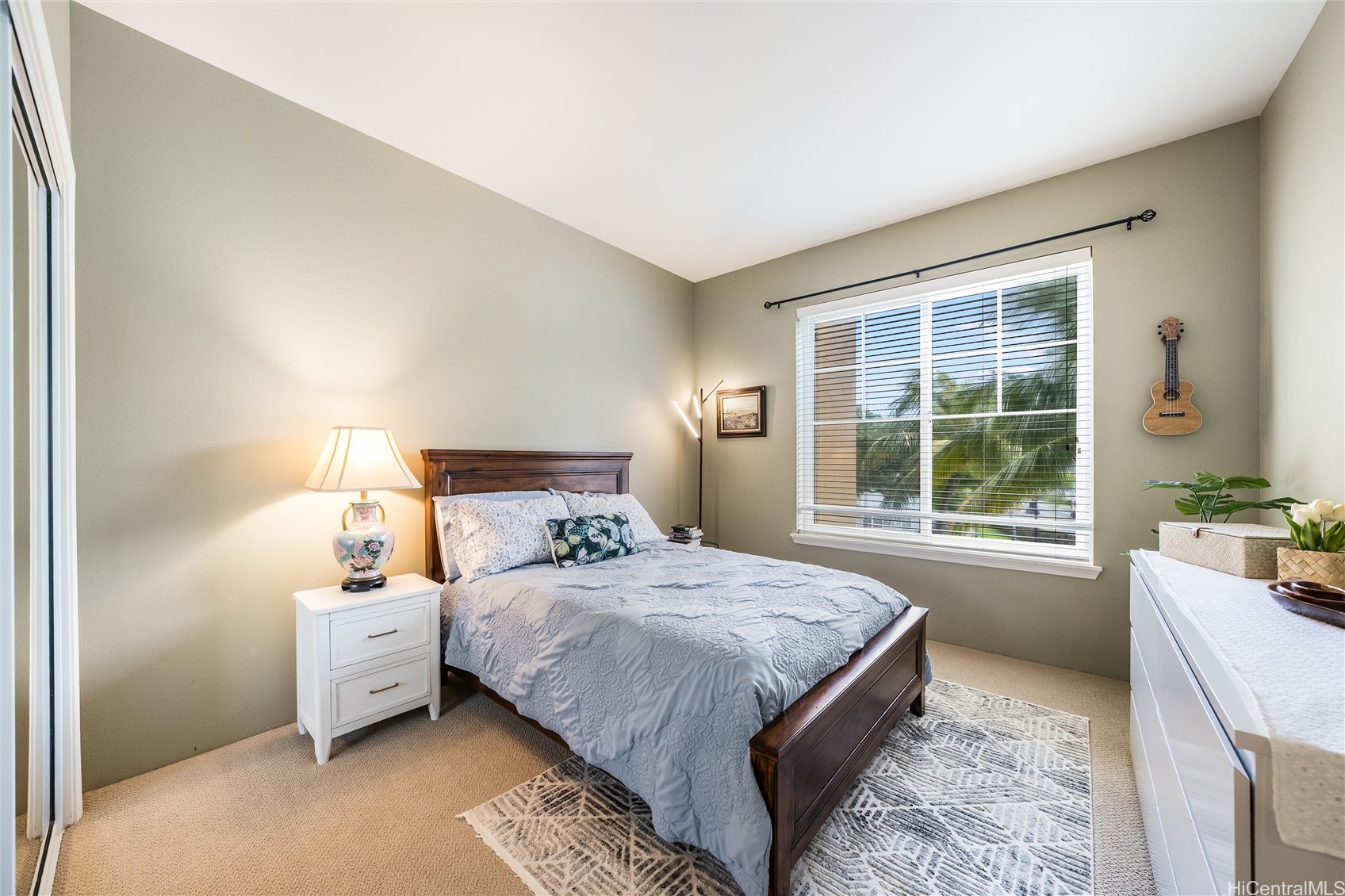 Honolulu, Hawaii, 96825, United States, 3 Bedrooms Bedrooms, ,2 BathroomsBathrooms,Residential,For Sale,1885693
