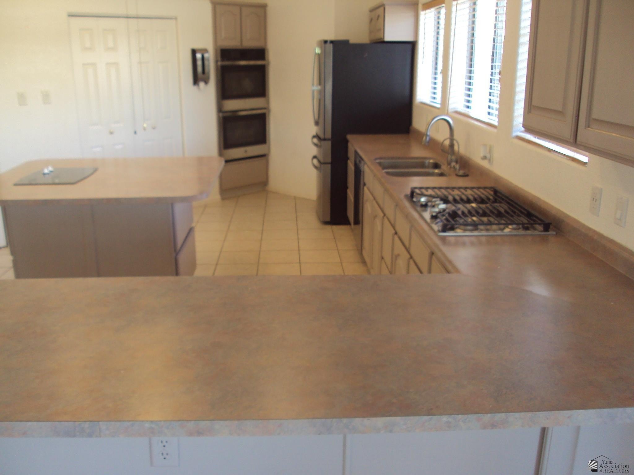 Yuma, Arizona, 85367, United States, 2 Bedrooms Bedrooms, ,2 BathroomsBathrooms,Residential,For Sale,1984211