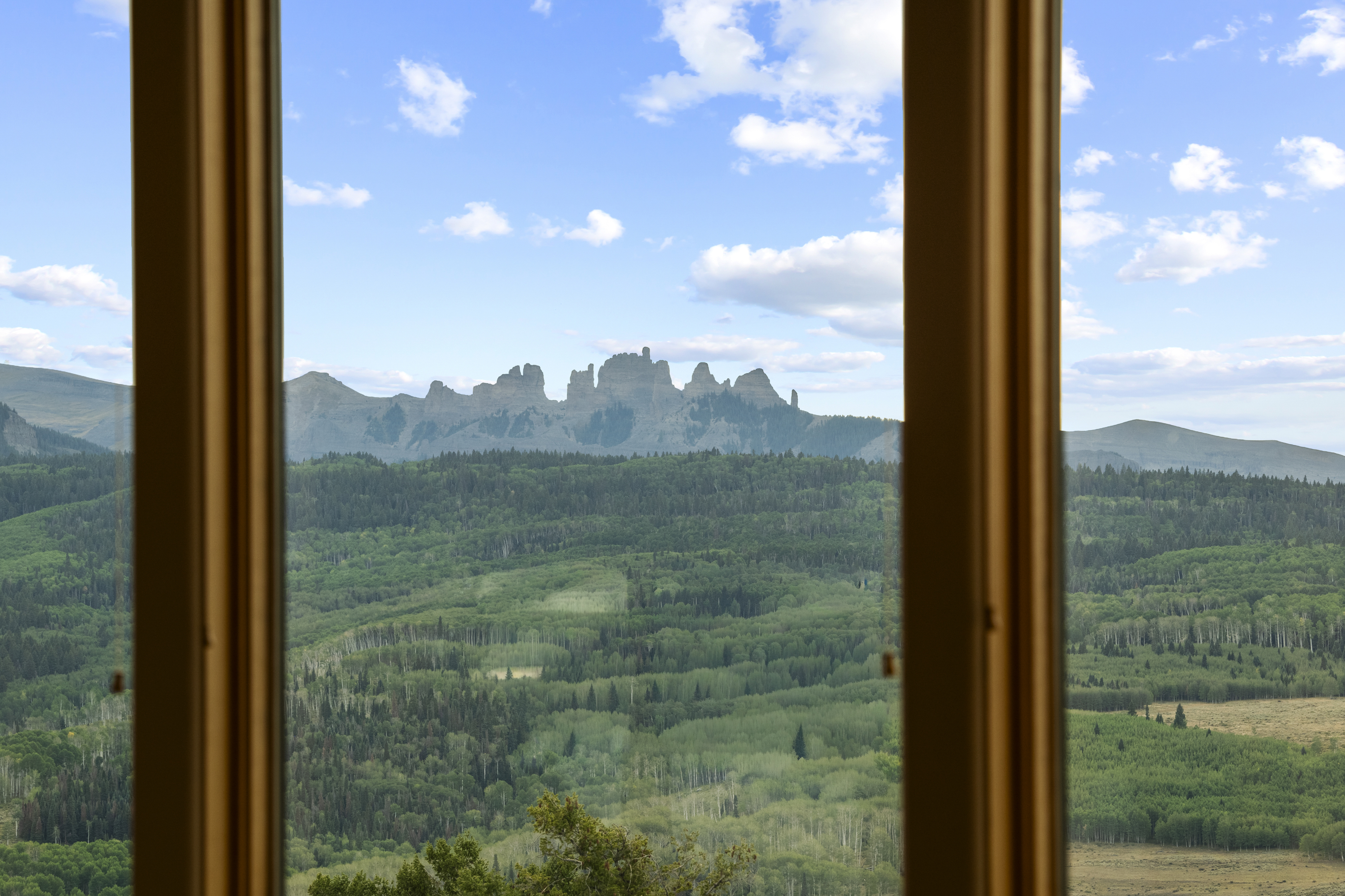  A True Colorado Legacy Property on 35 Acres - 物件實景