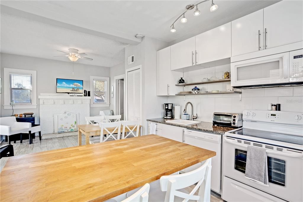 412 JESSAMINE AVENUE, NEW SMYRNA BEACH, Florida, 32169, United States, 2 Bedrooms Bedrooms, ,2 BathroomsBathrooms,Residential,For Sale,412 JESSAMINE AVENUE,1208109