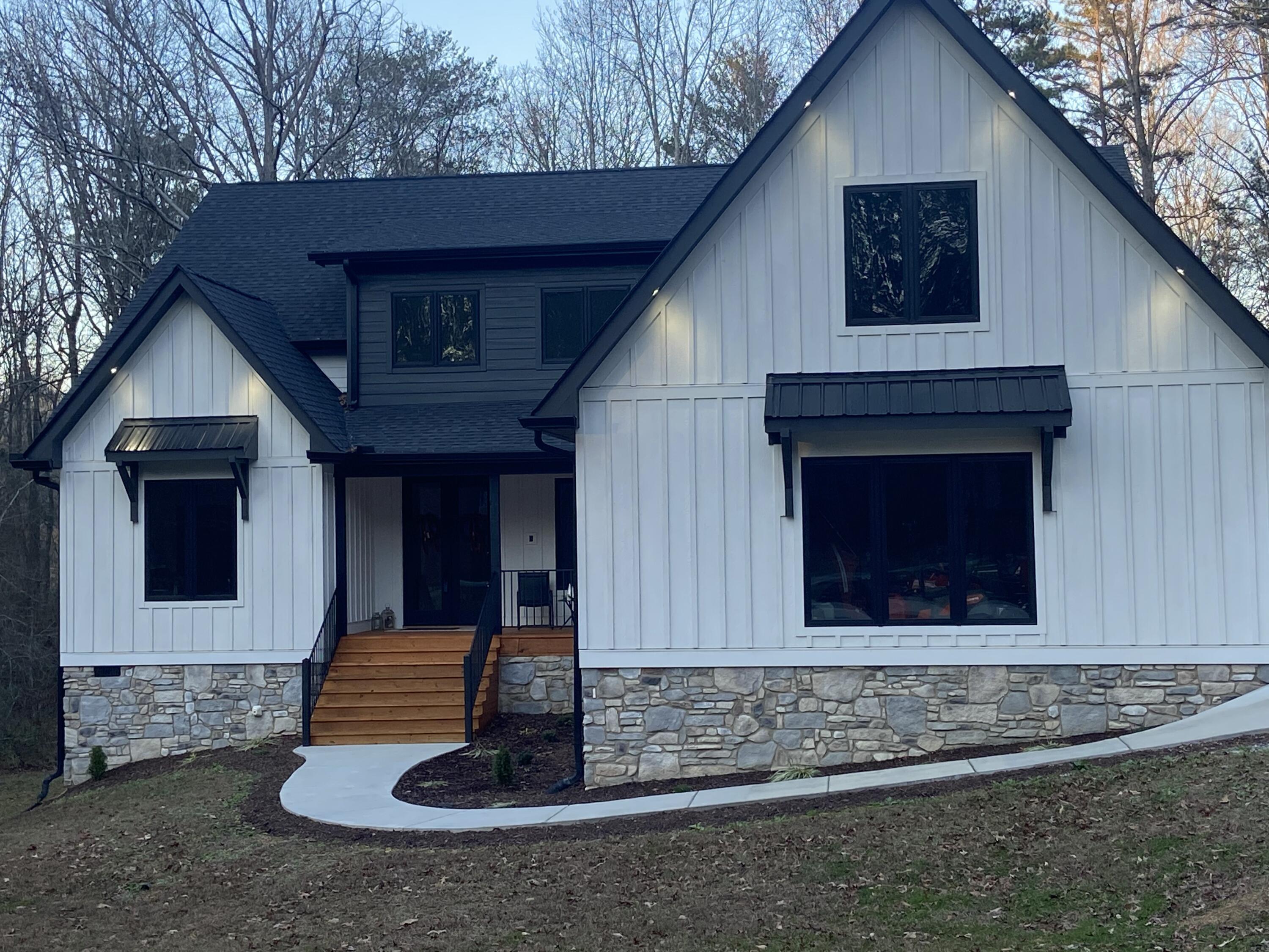 Whitwell, Tennessee, 37397, United States, 3 Bedrooms Bedrooms, ,3 BathroomsBathrooms,Residential,For Sale,1980054