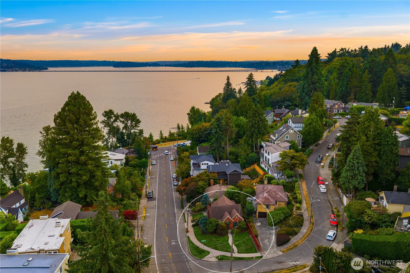 Seattle, Washington, 98122, United States, 3 Bedrooms Bedrooms, ,2 BathroomsBathrooms,Residential,For Sale,1987747