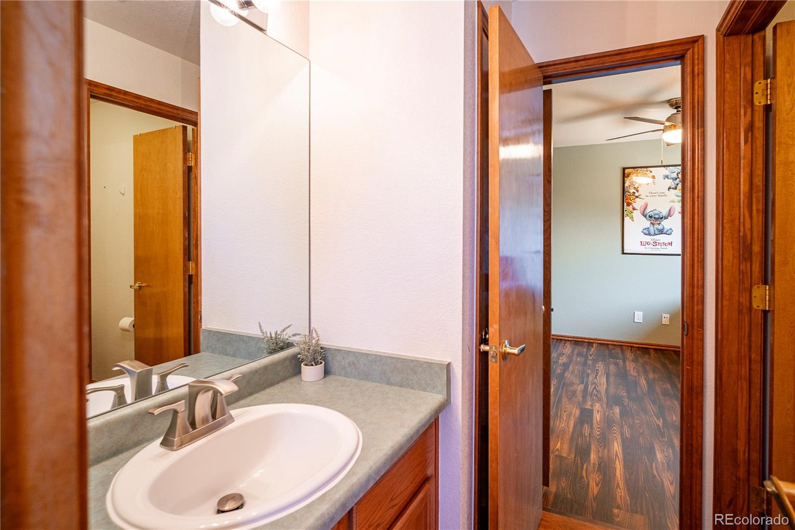 Aurora, Colorado, 80013, United States, 3 Bedrooms Bedrooms, ,3 BathroomsBathrooms,Residential,For Sale,1939931