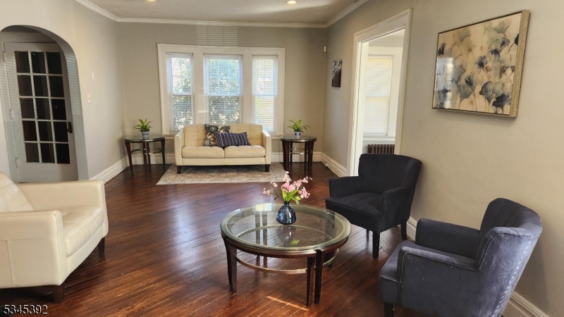 Newark City, New Jersey, 07112, United States, 4 Bedrooms Bedrooms, ,3 BathroomsBathrooms,Residential,For Sale,1804367