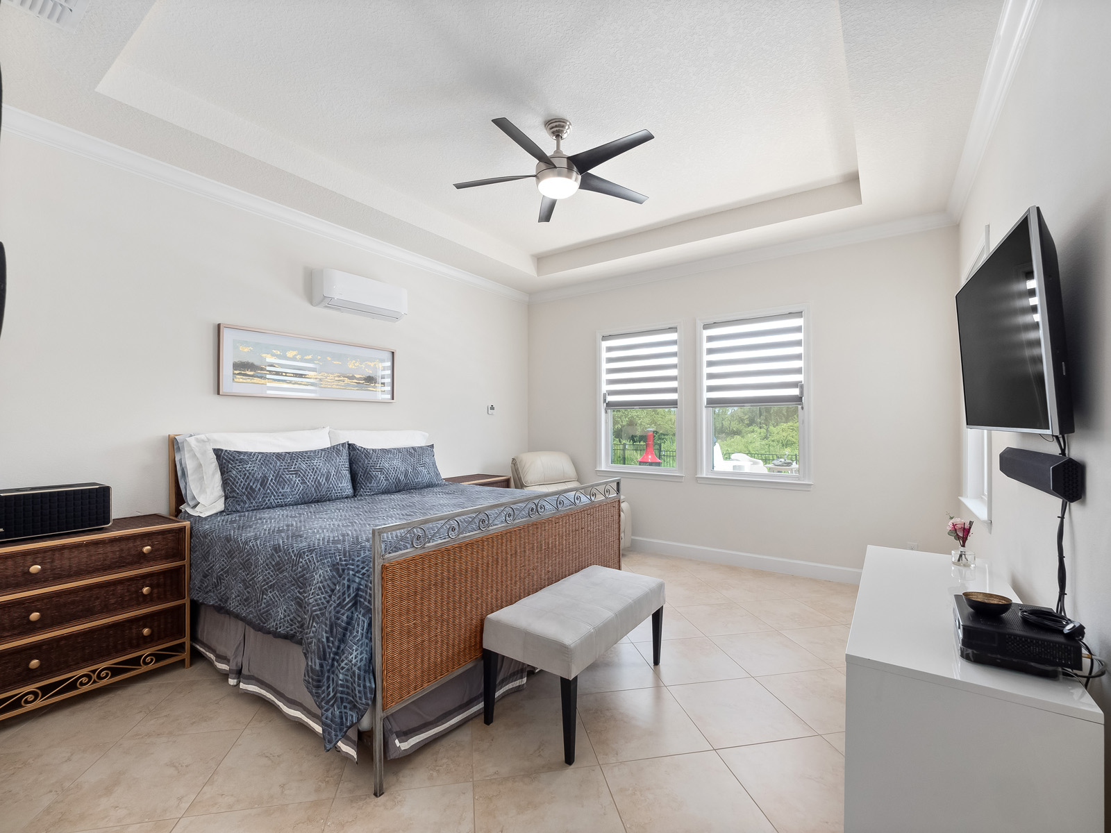 Winter Garden, Florida, 34787, United States, 5 Bedrooms Bedrooms, ,4 BathroomsBathrooms,Residential,For Sale,1980147