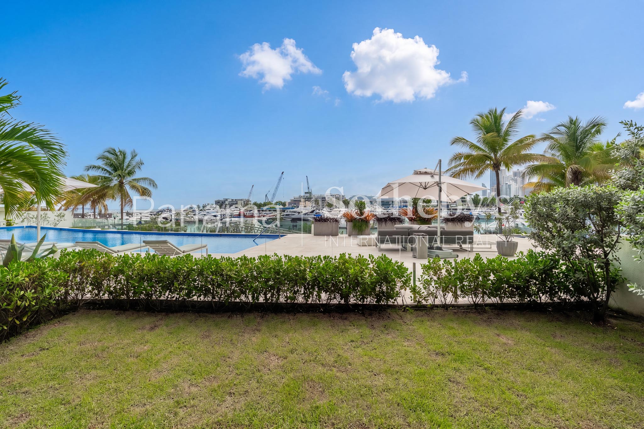  Two-Bedroom Oceanview Residence  Beach Club Residences, Ocean Reef Islands - 物件實景