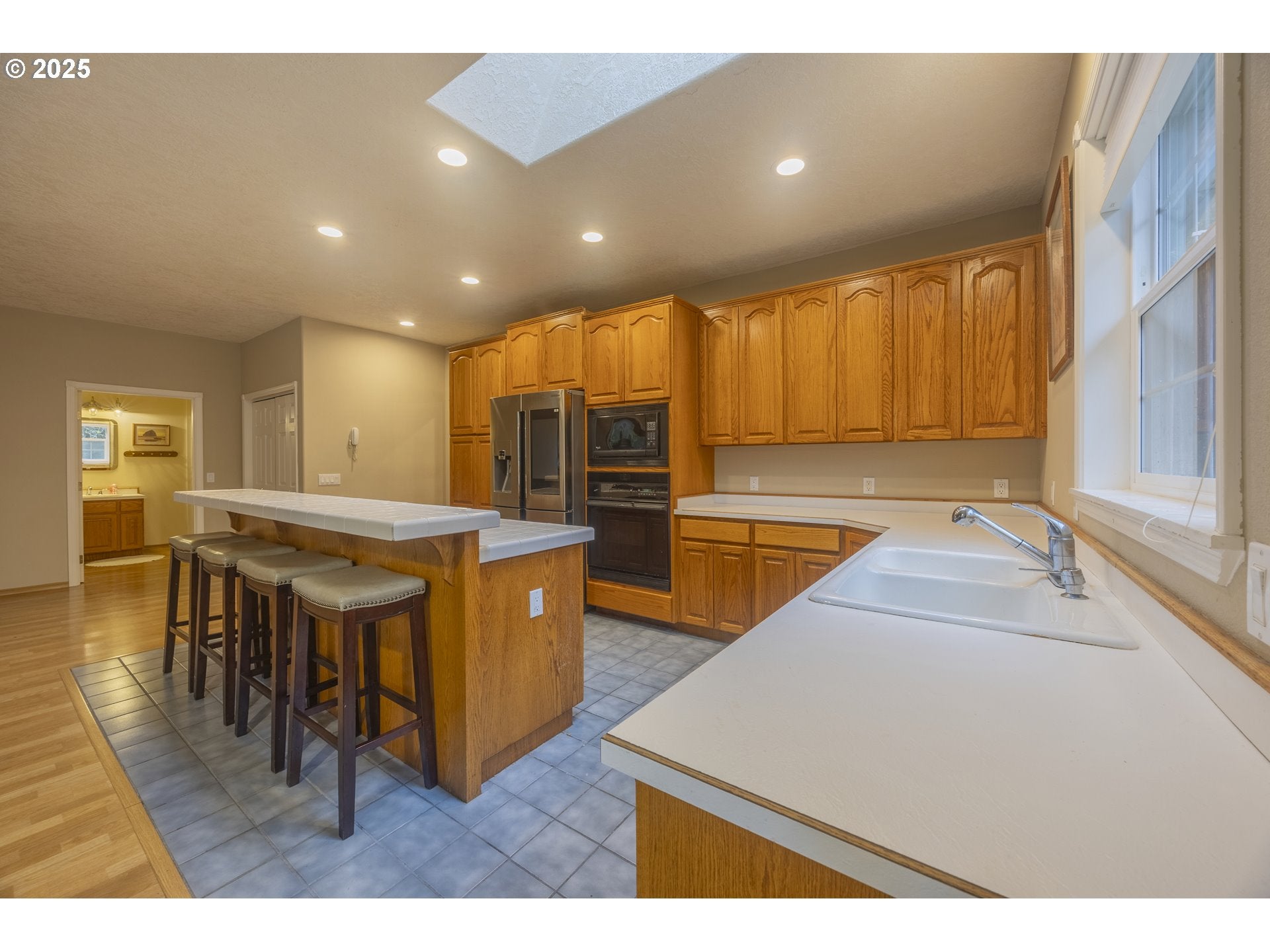 LincolnCity, Oregon, 97367, United States, 4 Bedrooms Bedrooms, ,3 BathroomsBathrooms,Residential,For Sale,1994923