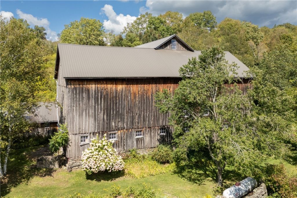 Walton, New York, 13856, United States, 4 Bedrooms Bedrooms, ,4 BathroomsBathrooms,Residential,For Sale,1947097