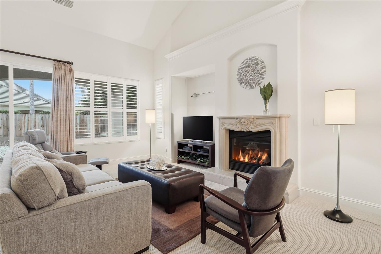 Clovis, California, 93619, United States, 3 Bedrooms Bedrooms, ,2 BathroomsBathrooms,Residential,For Sale,2005966