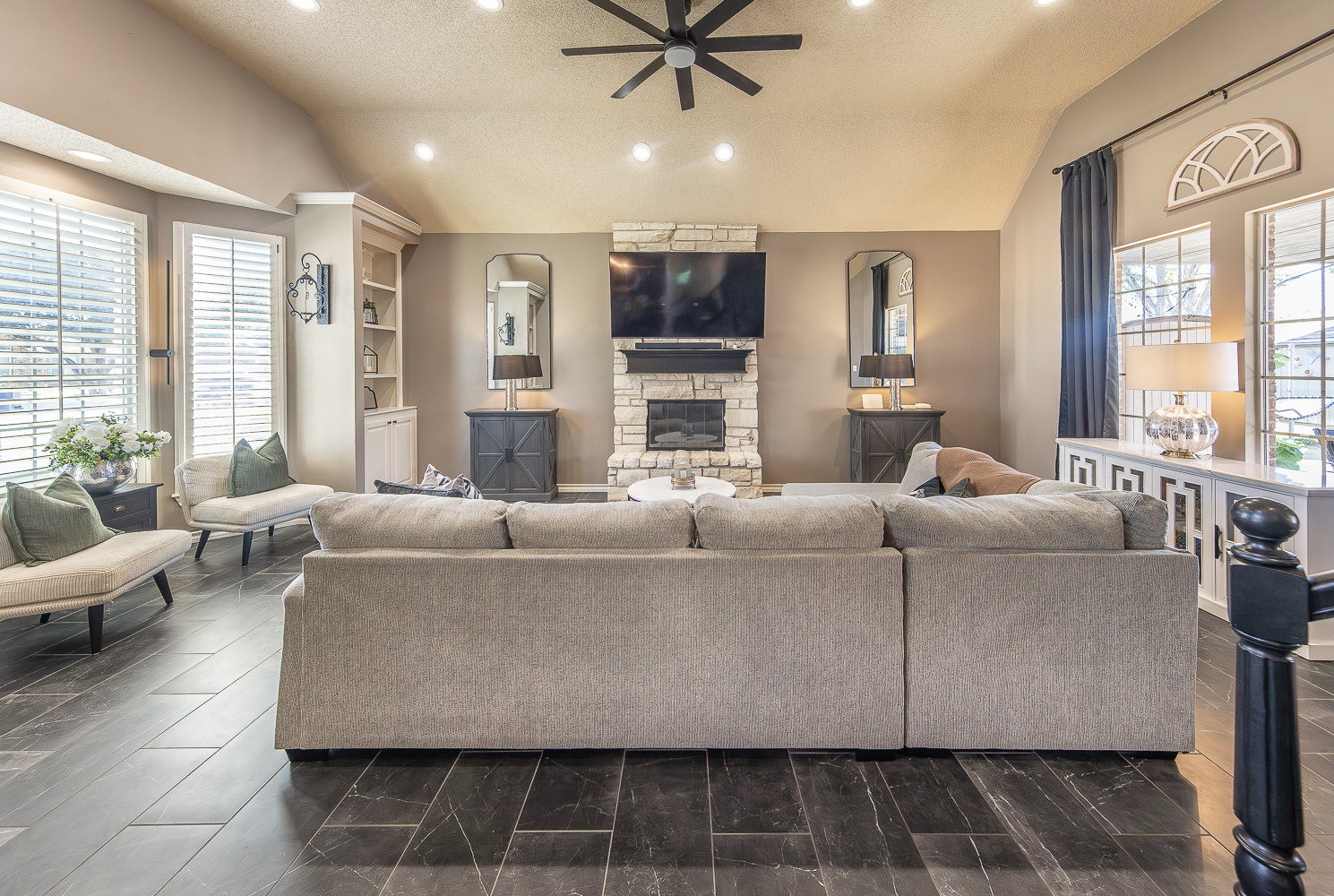 Lubbock, Texas, 79423, United States, 4 Bedrooms Bedrooms, ,4 BathroomsBathrooms,Residential,For Sale,1906085