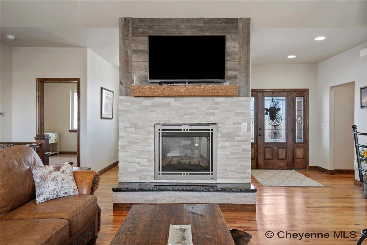 Cheyenne, Wyoming, 82009, United States, 5 Bedrooms Bedrooms, ,5 BathroomsBathrooms,Residential,For Sale,1903698