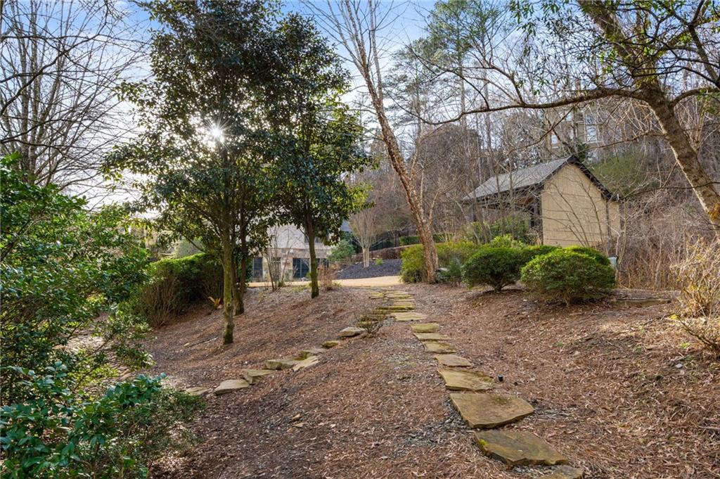 Marietta, Georgia, 30067, United States, 6 Bedrooms Bedrooms, ,7 BathroomsBathrooms,Residential,For Sale,1709894
