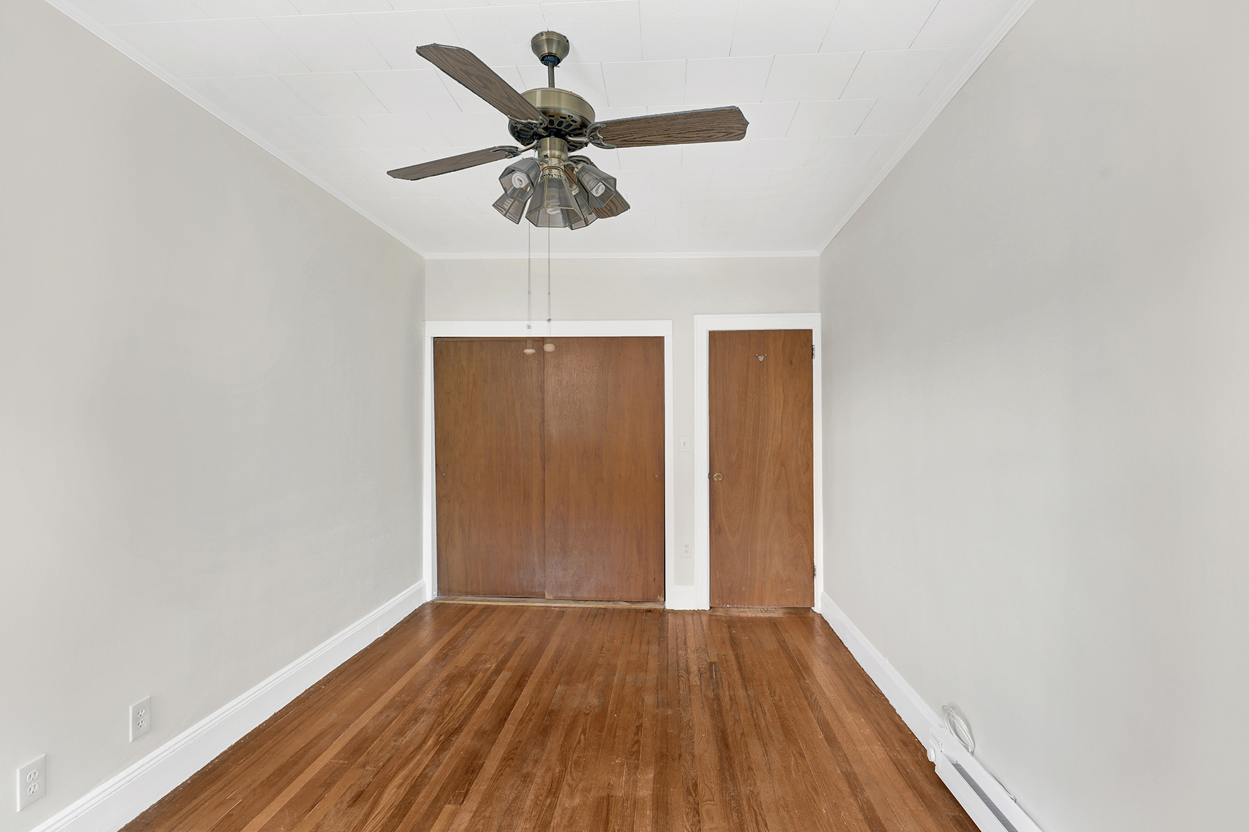 Brooklyn, New York, 11234, United States, 3 Bedrooms Bedrooms, ,2 BathroomsBathrooms,Residential,For Sale,1974509