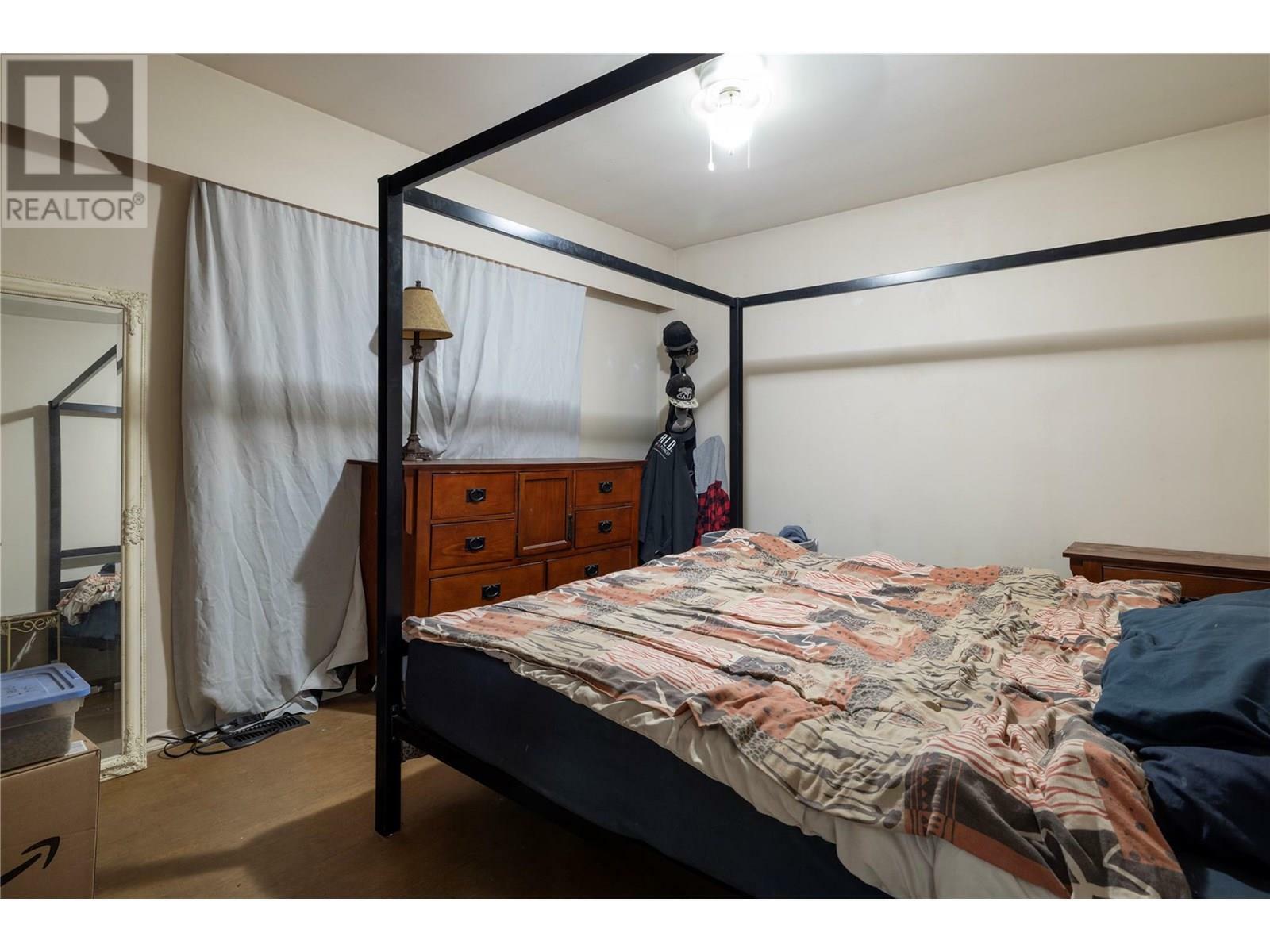 VERNON, British Columbia, V1T 3C2, CA, 4 Bedrooms Bedrooms, ,1 BathroomBathrooms,Residential,For Sale,1874937
