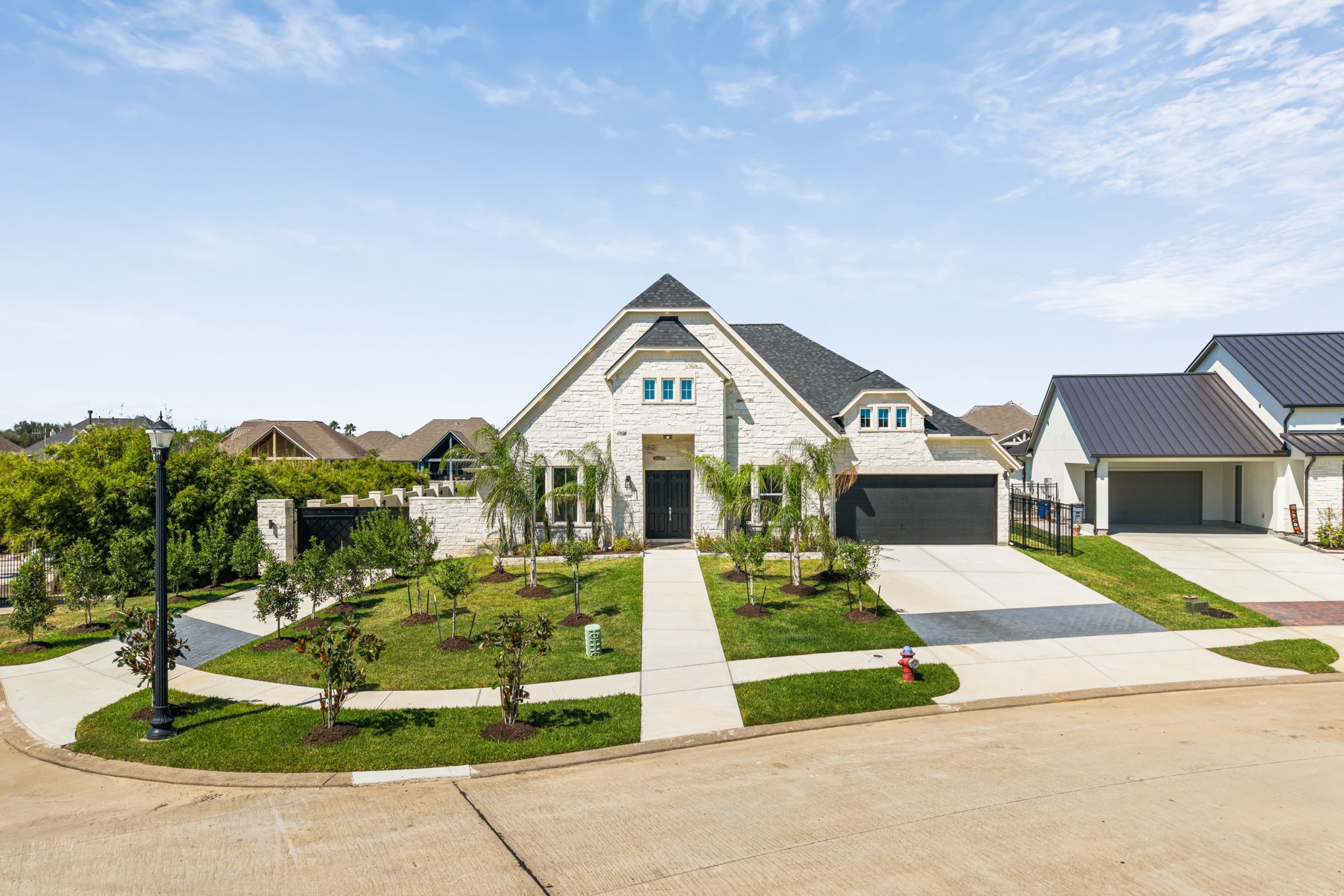  508 Amalfi Drive - 物件實景