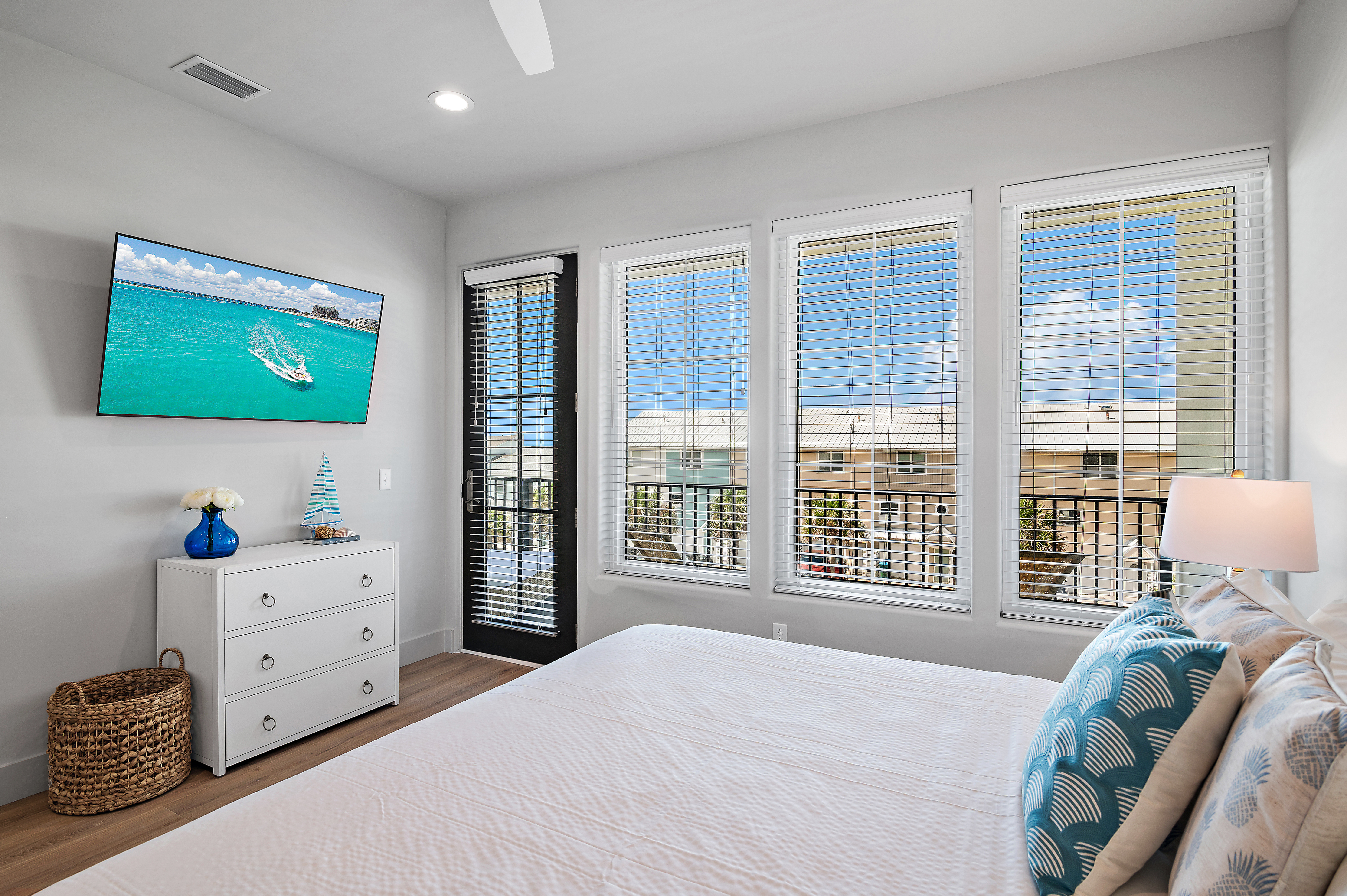  Luxury Concrete Gulf View Townhome - 物件實景