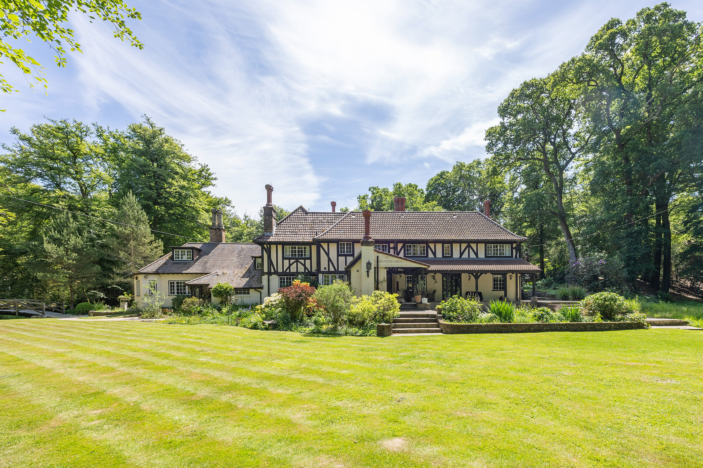  A Characterful New Forest Country House with Cottage, Stables and Barn - 物件實景