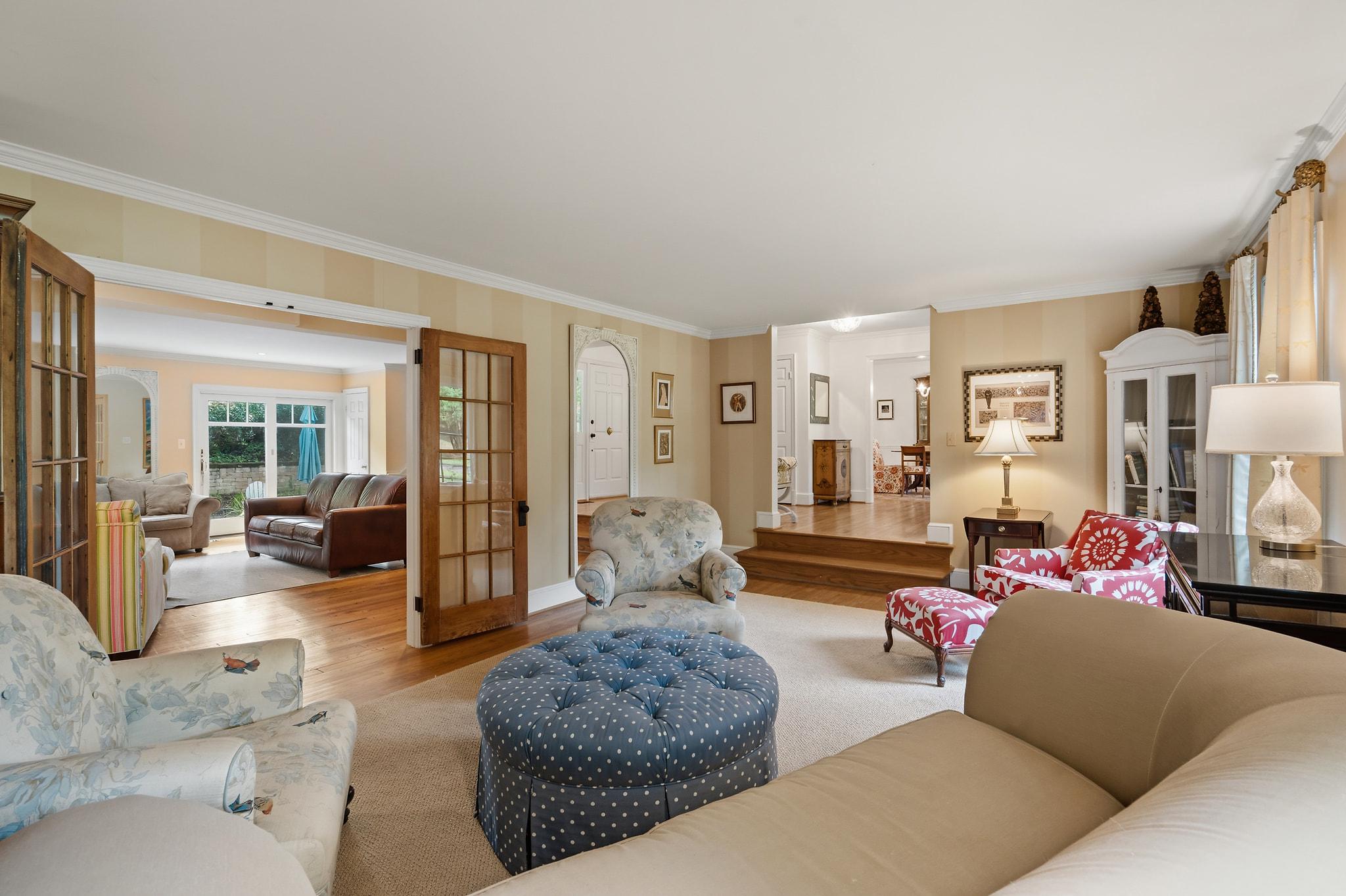  210 Falcon Ridge Road, Great Falls, VA, 22066 - 物件實景
