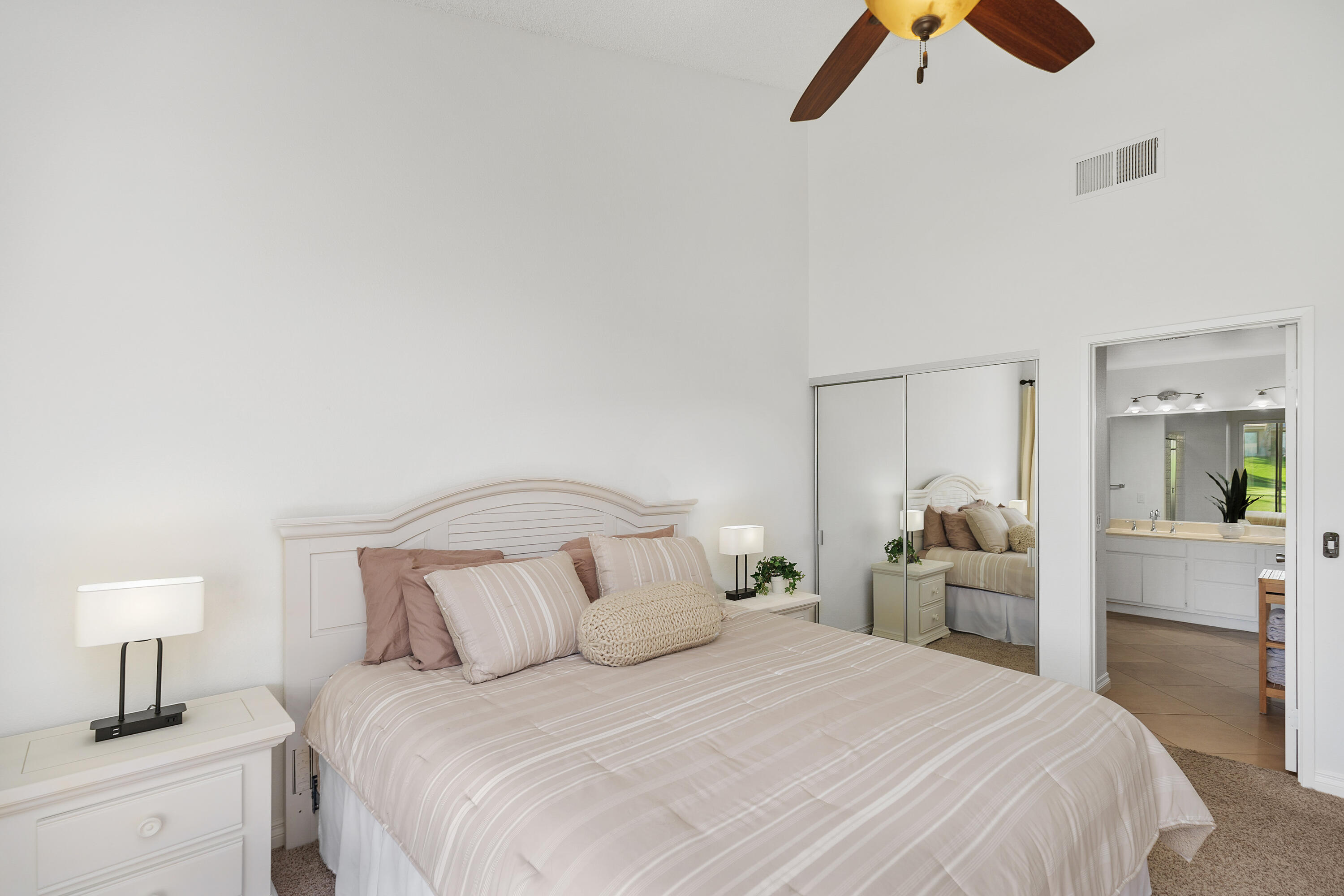 Palm Desert, California, 92211, United States, 2 Bedrooms Bedrooms, ,2 BathroomsBathrooms,Residential,For Sale,1938560