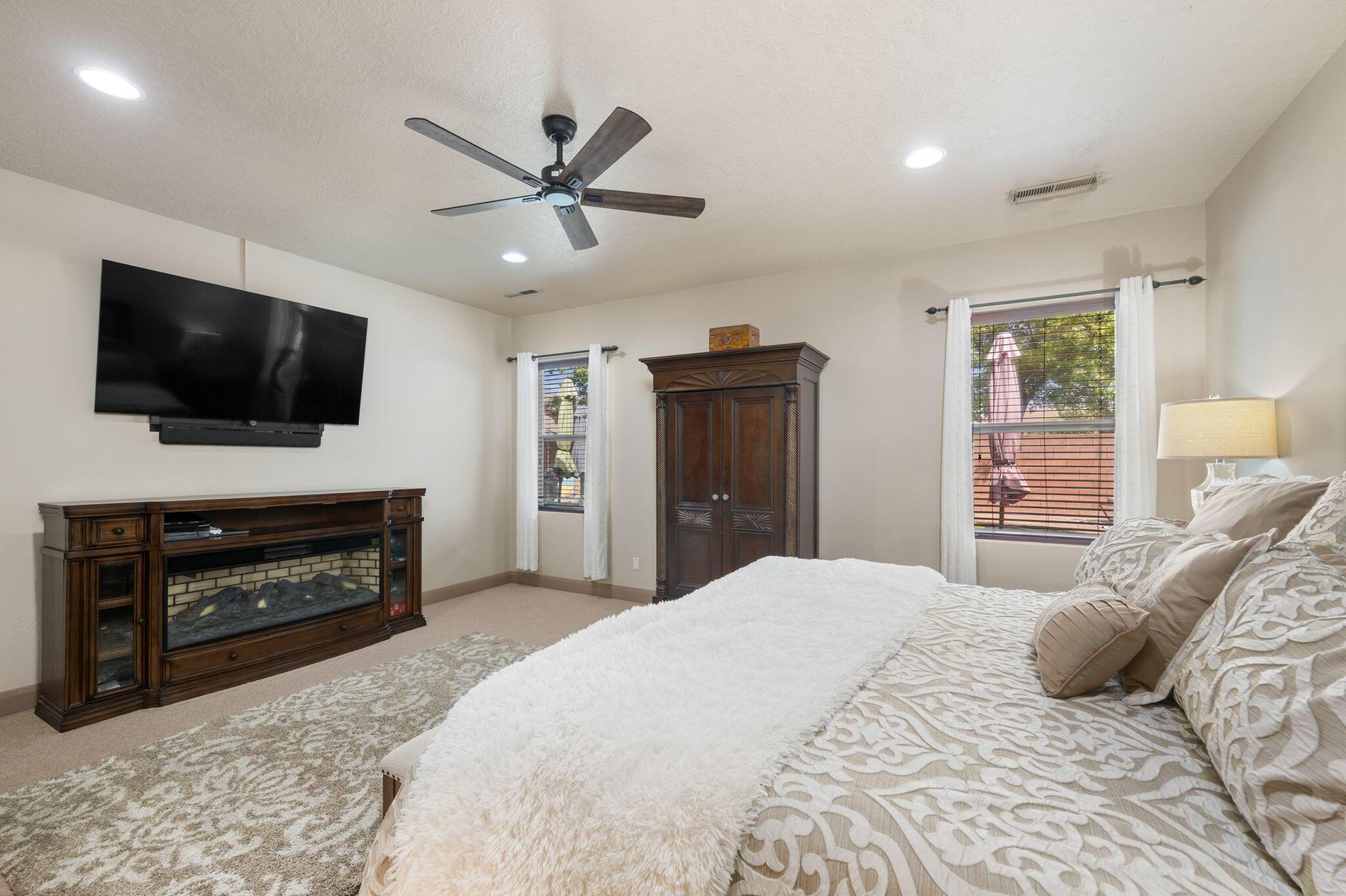 St George, Utah, 84790, United States, 4 Bedrooms Bedrooms, ,3 BathroomsBathrooms,Residential,For Sale,1931400