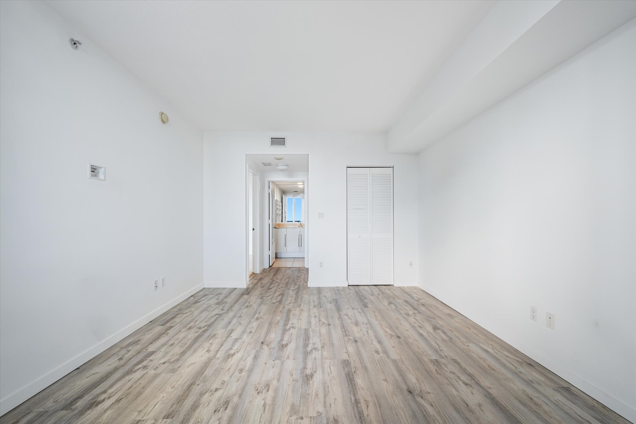  325 S Biscayne Blvd, Miami, FL, 33131 - 物件實景