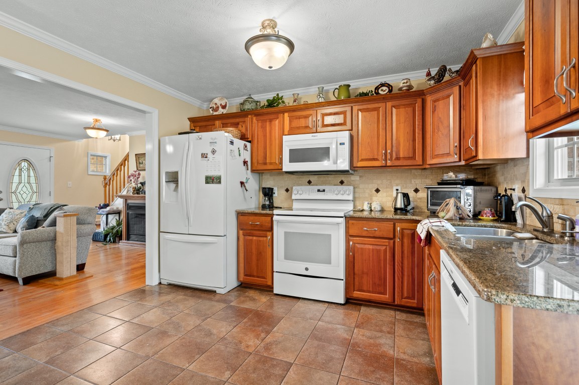 Bedford, Virginia, 24523, United States, 3 Bedrooms Bedrooms, ,3 BathroomsBathrooms,Residential,For Sale,1990224