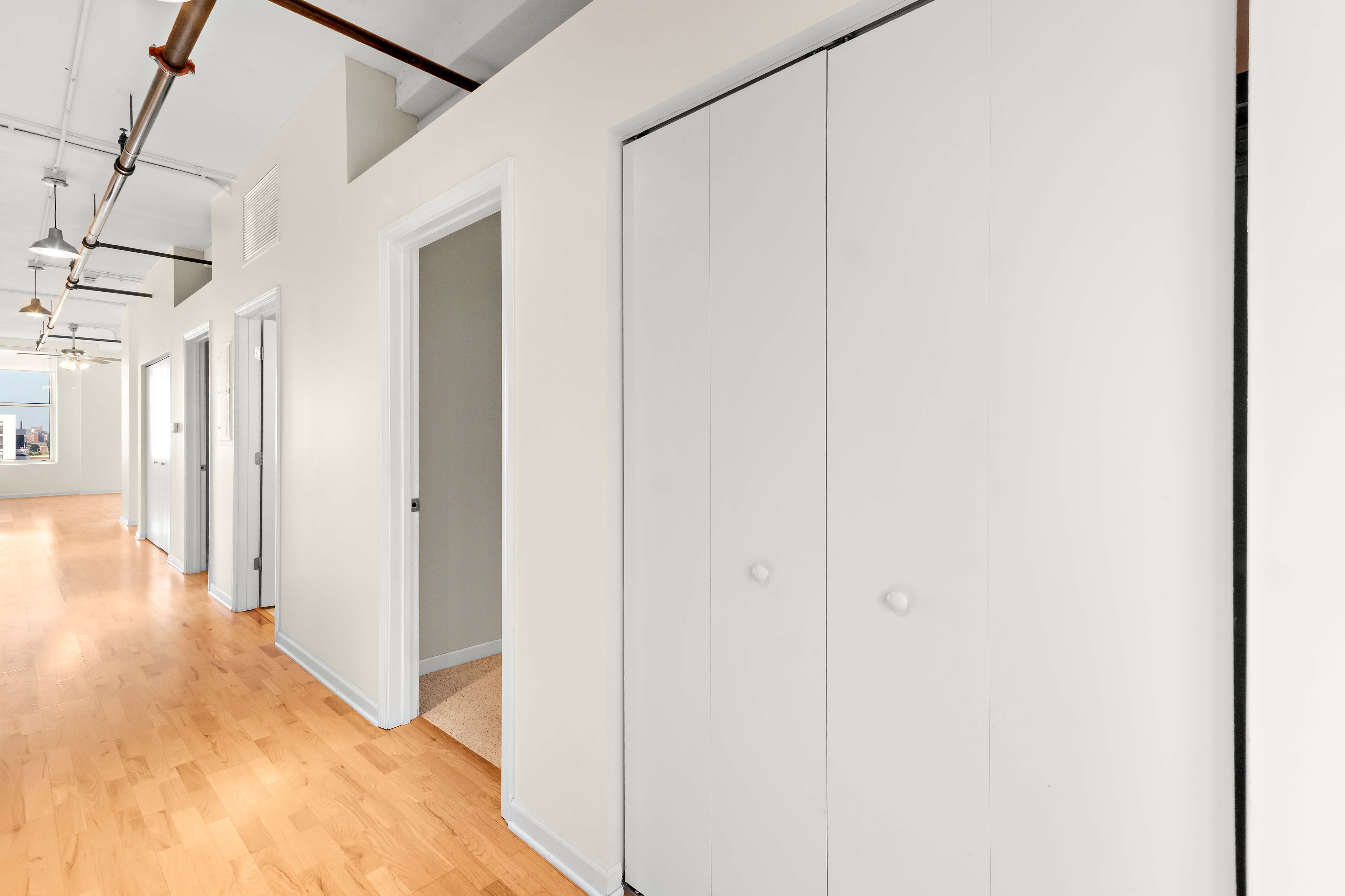  Stylish 2-Bed Loft in Downtown St. Louis with City Views - 物件實景