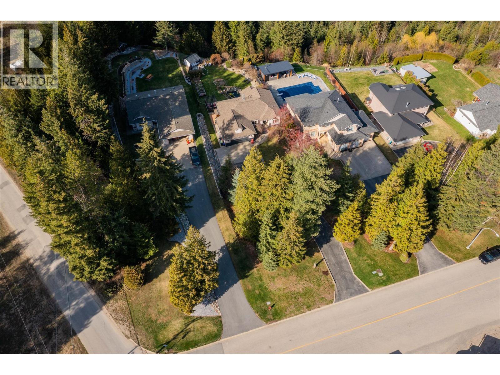 CASTLEGAR, British Columbia, V1N 3Z1, CA, 5 Bedrooms Bedrooms, ,3 BathroomsBathrooms,Residential,For Sale,1918005