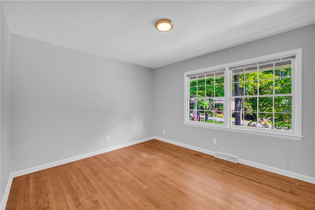 Dunwoody, Georgia, 30338, United States, 4 Bedrooms Bedrooms, ,3 BathroomsBathrooms,Residential,For Sale,1931149