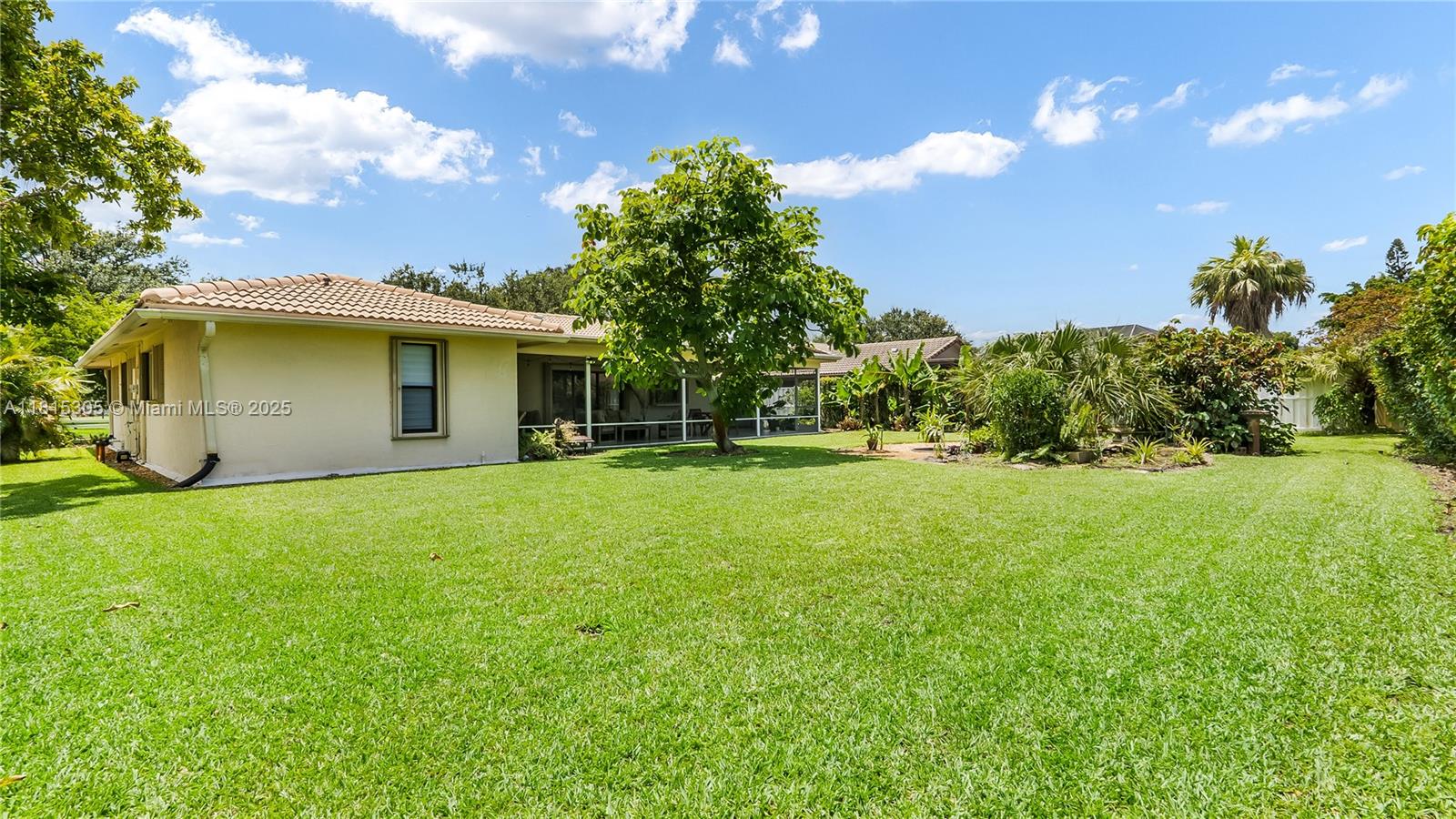 Coral Springs, Florida, 33071, United States, 3 Bedrooms Bedrooms, ,2 BathroomsBathrooms,Residential,For Sale,1857646