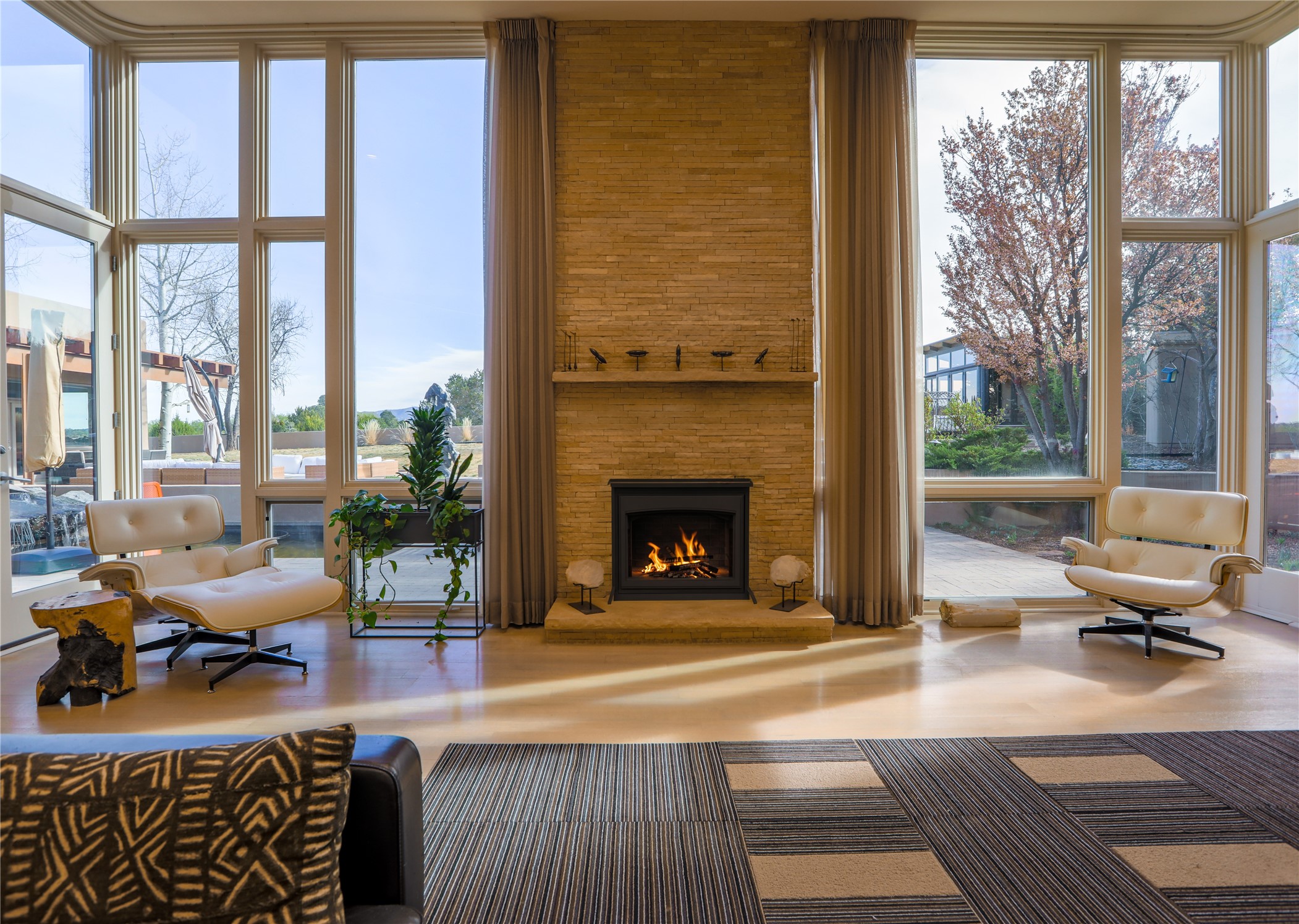  915 Old Santa Fe Trail - 物件實景