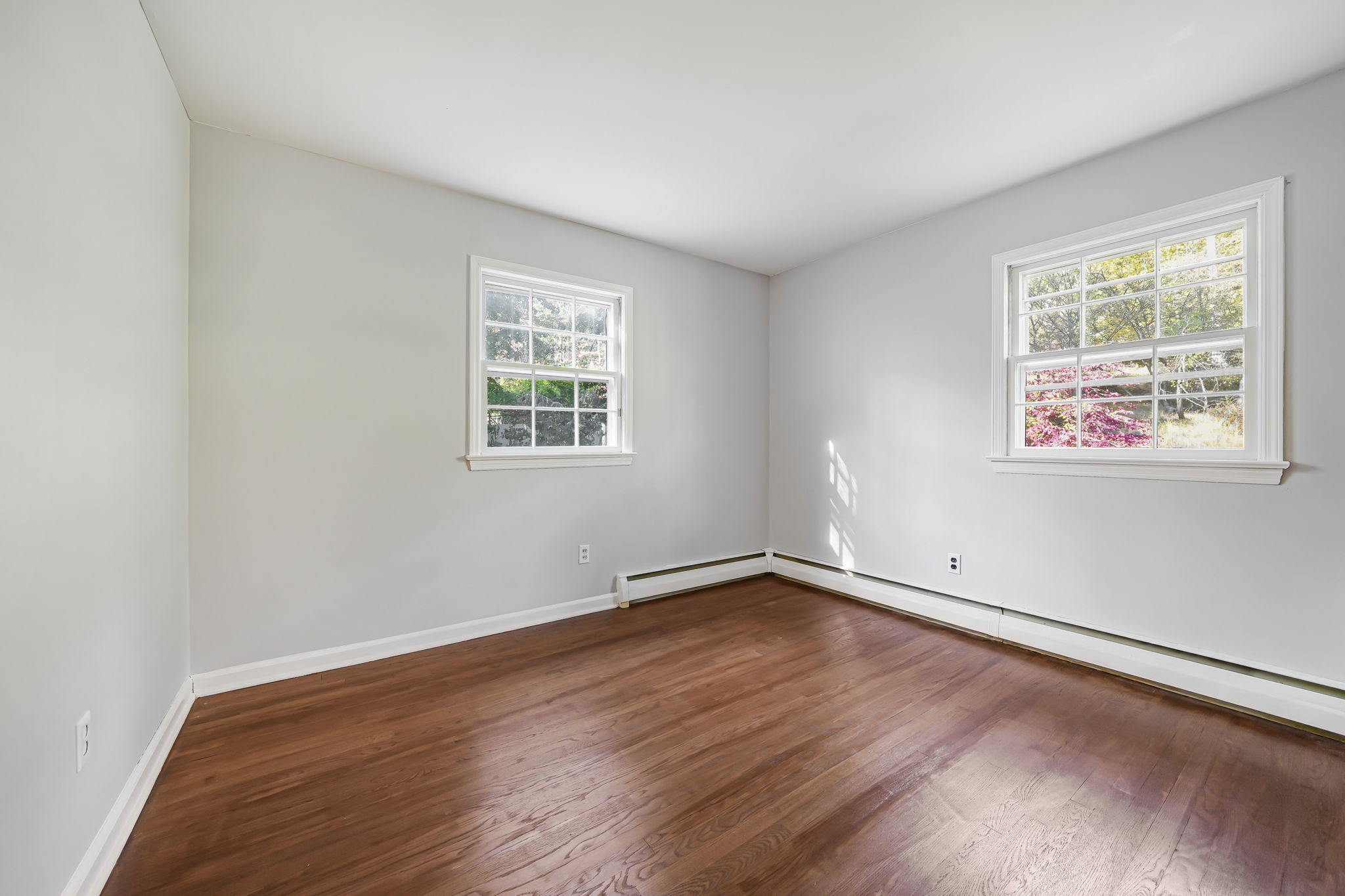 Montville, New Jersey, 07045, United States, 4 Bedrooms Bedrooms, ,3 BathroomsBathrooms,Residential,For Sale,1984412