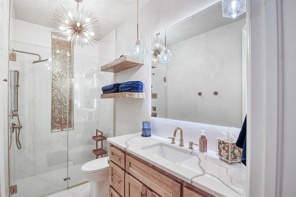 Amber, Oklahoma, 73004, United States, 6 Bedrooms Bedrooms, ,4 BathroomsBathrooms,Residential,For Sale,1984407