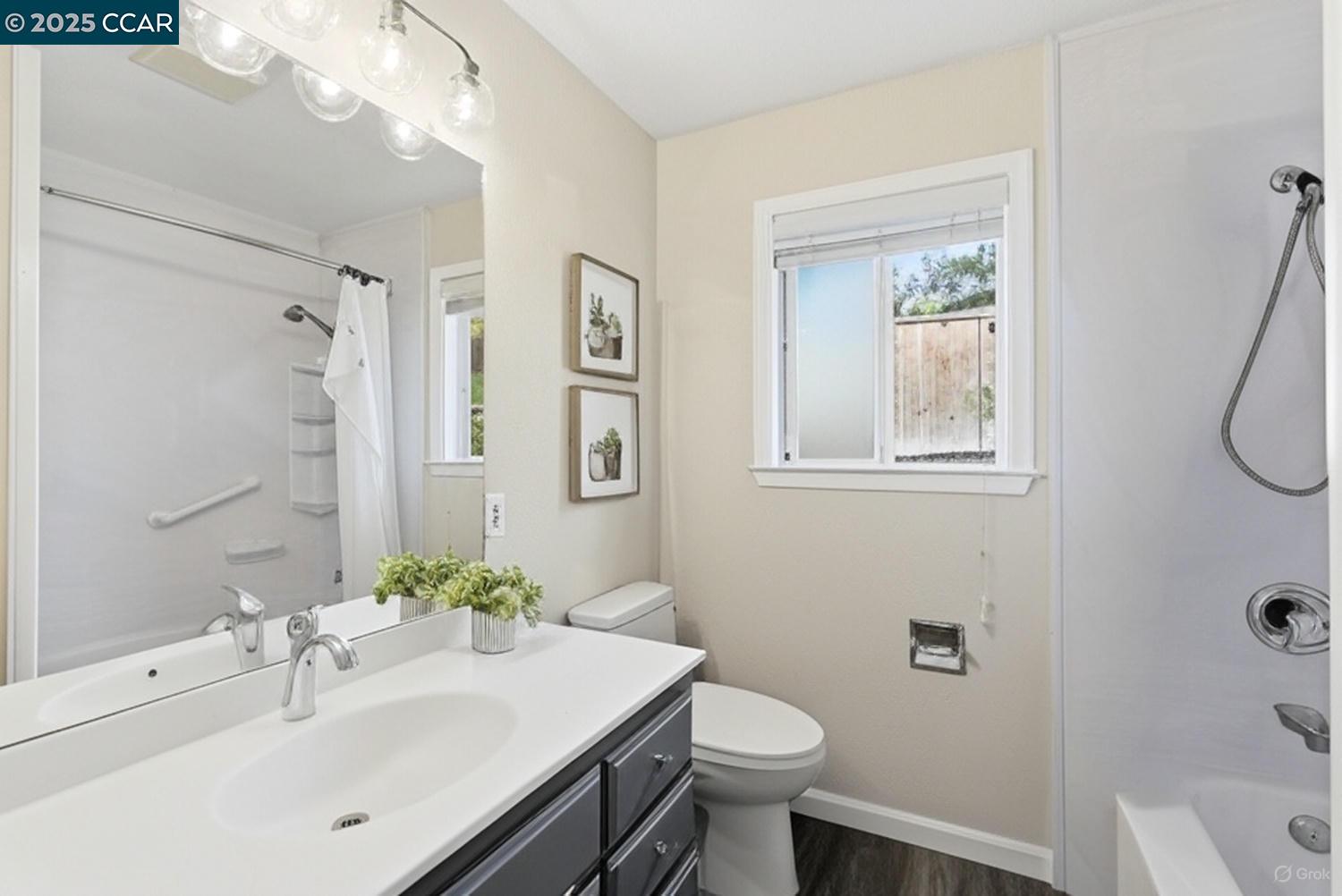 Danville, California, 94526, United States, 5 Bedrooms Bedrooms, ,3 BathroomsBathrooms,Residential,For Sale,1990920