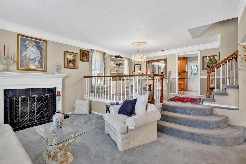 Seminole, Florida, 33776, United States, 3 Bedrooms Bedrooms, ,3 BathroomsBathrooms,Residential,For Sale,1989407