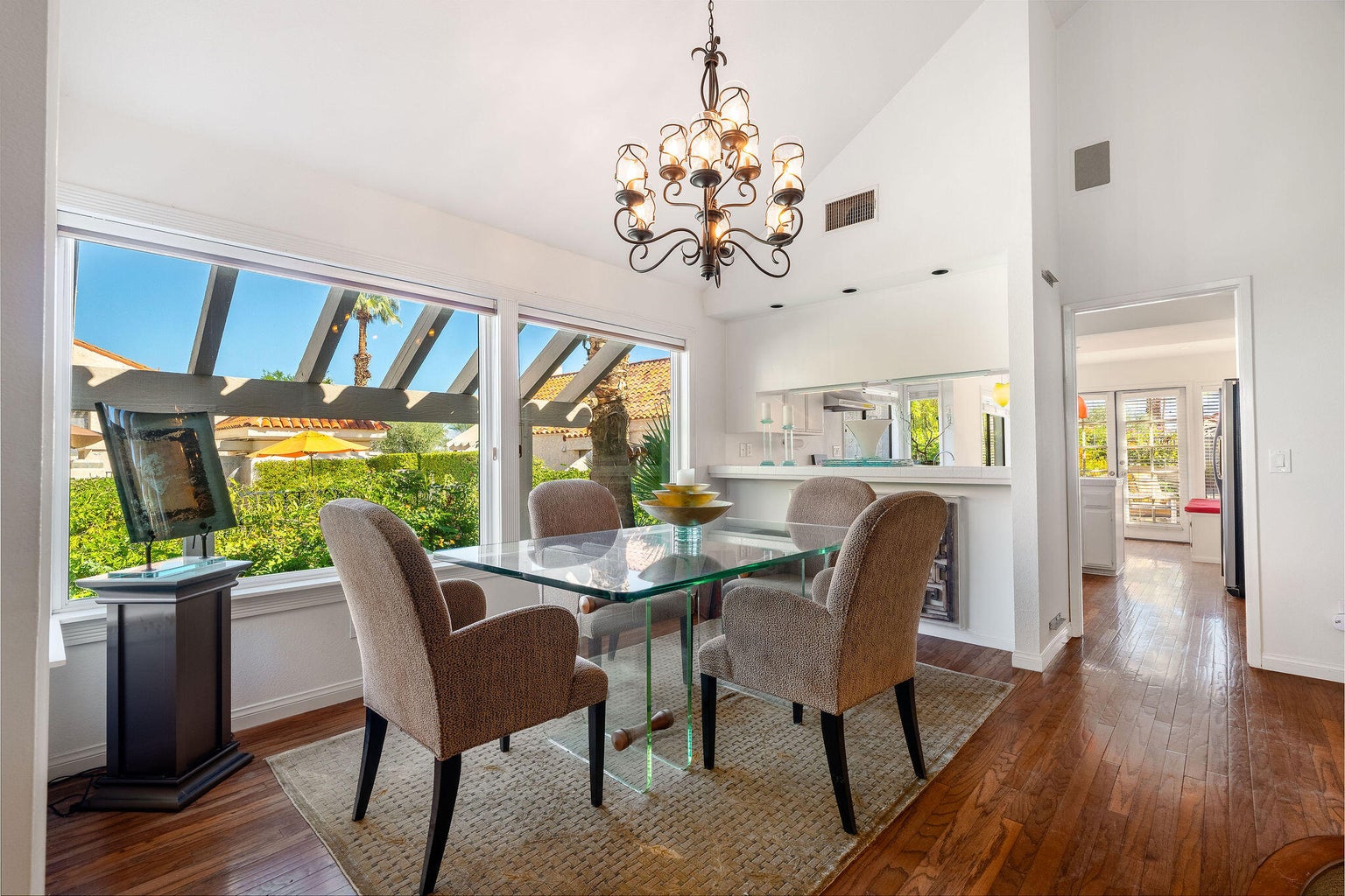 Palm Desert, California, 92260, United States, 2 Bedrooms Bedrooms, ,2 BathroomsBathrooms,Residential,For Sale,1981294