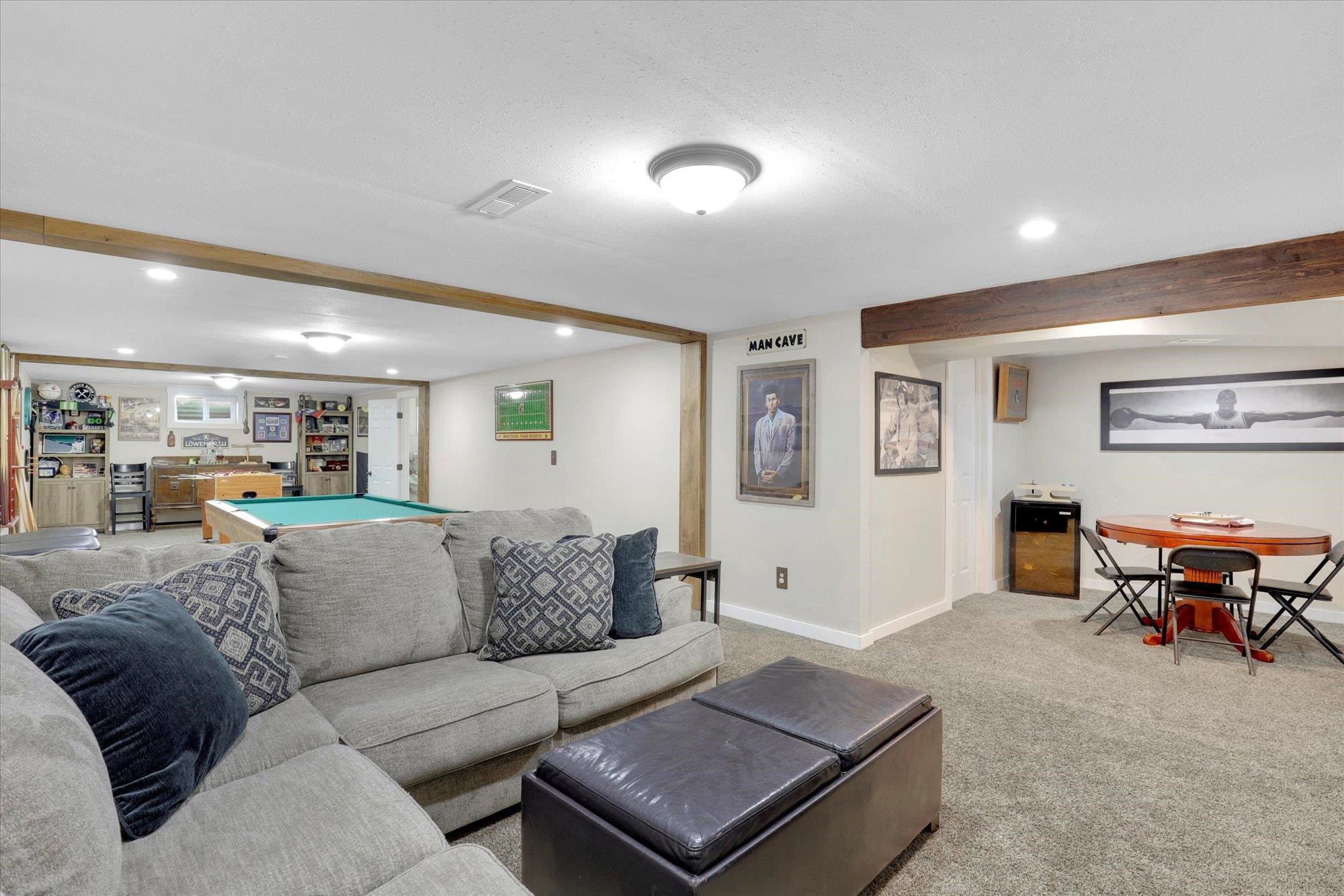 Spokane Valley, Washington, 99216, United States, 4 Bedrooms Bedrooms, ,3 BathroomsBathrooms,Residential,For Sale,1927363