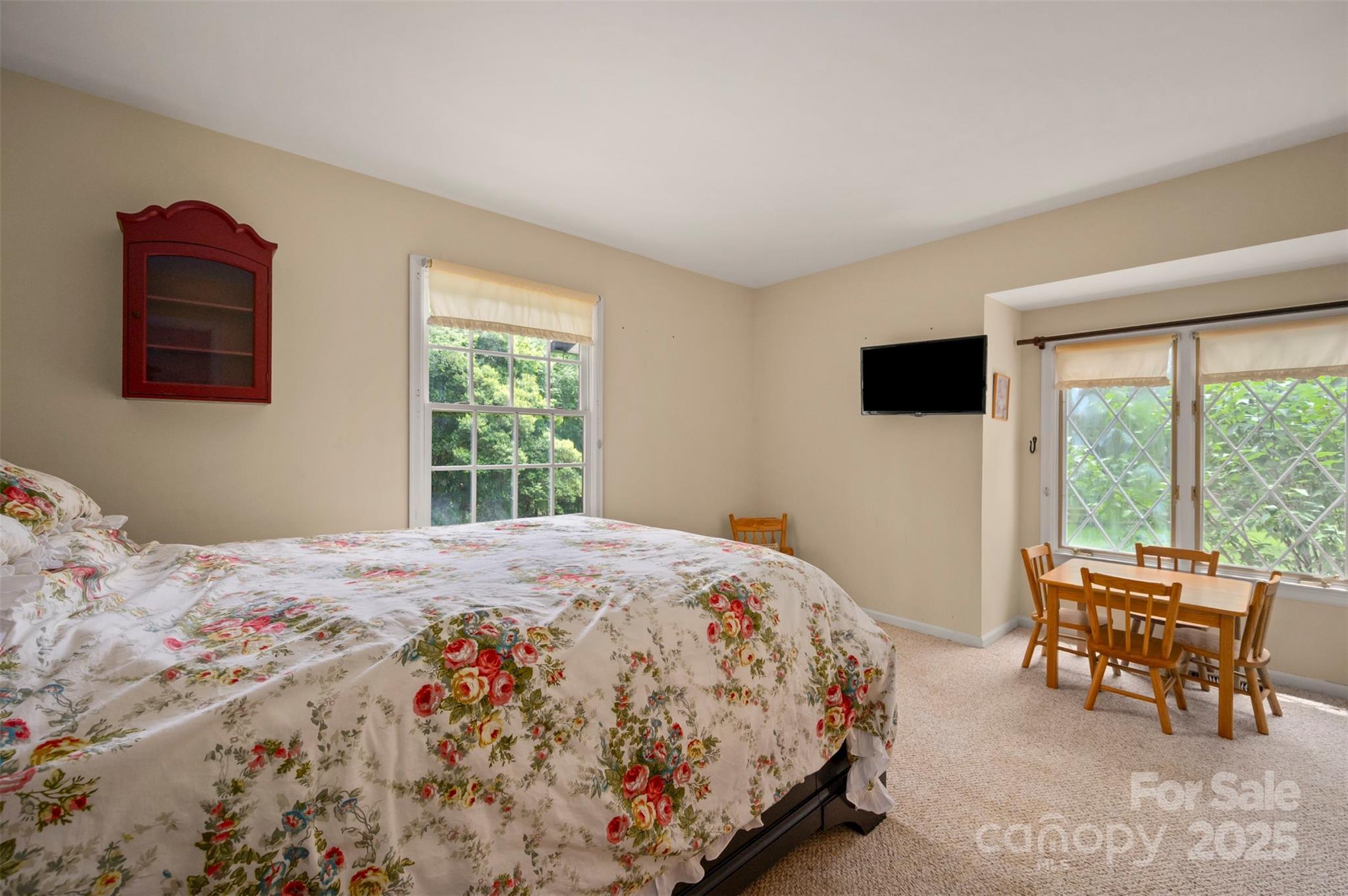 Columbus, North Carolina, 28722, United States, 4 Bedrooms Bedrooms, ,5 BathroomsBathrooms,Residential,For Sale,1828347
