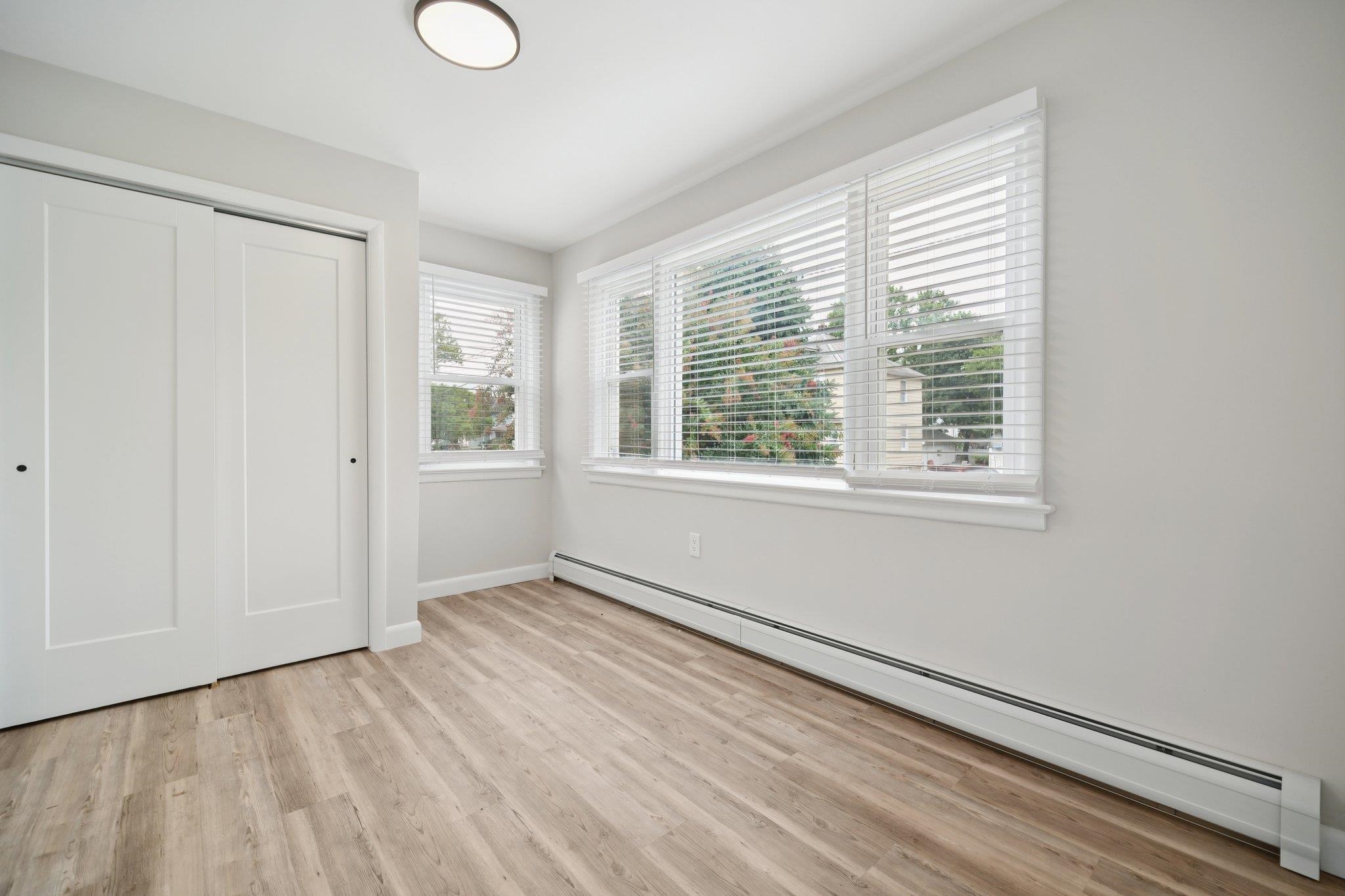 South Hackensack, New Jersey, 07606, United States, 4 Bedrooms Bedrooms, ,2 BathroomsBathrooms,Residential,For Sale,1978982