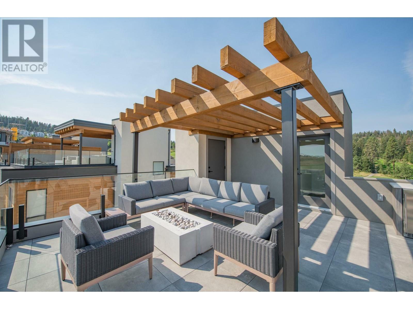 VERNON, British Columbia, V1H 0A5, CA, 4 Bedrooms Bedrooms, ,3 BathroomsBathrooms,Residential,For Sale,1839101