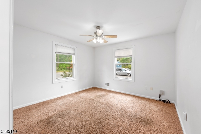 Roxbury Twp., New Jersey, 07850, United States, 3 Bedrooms Bedrooms, ,2 BathroomsBathrooms,Residential,For Sale,1947075