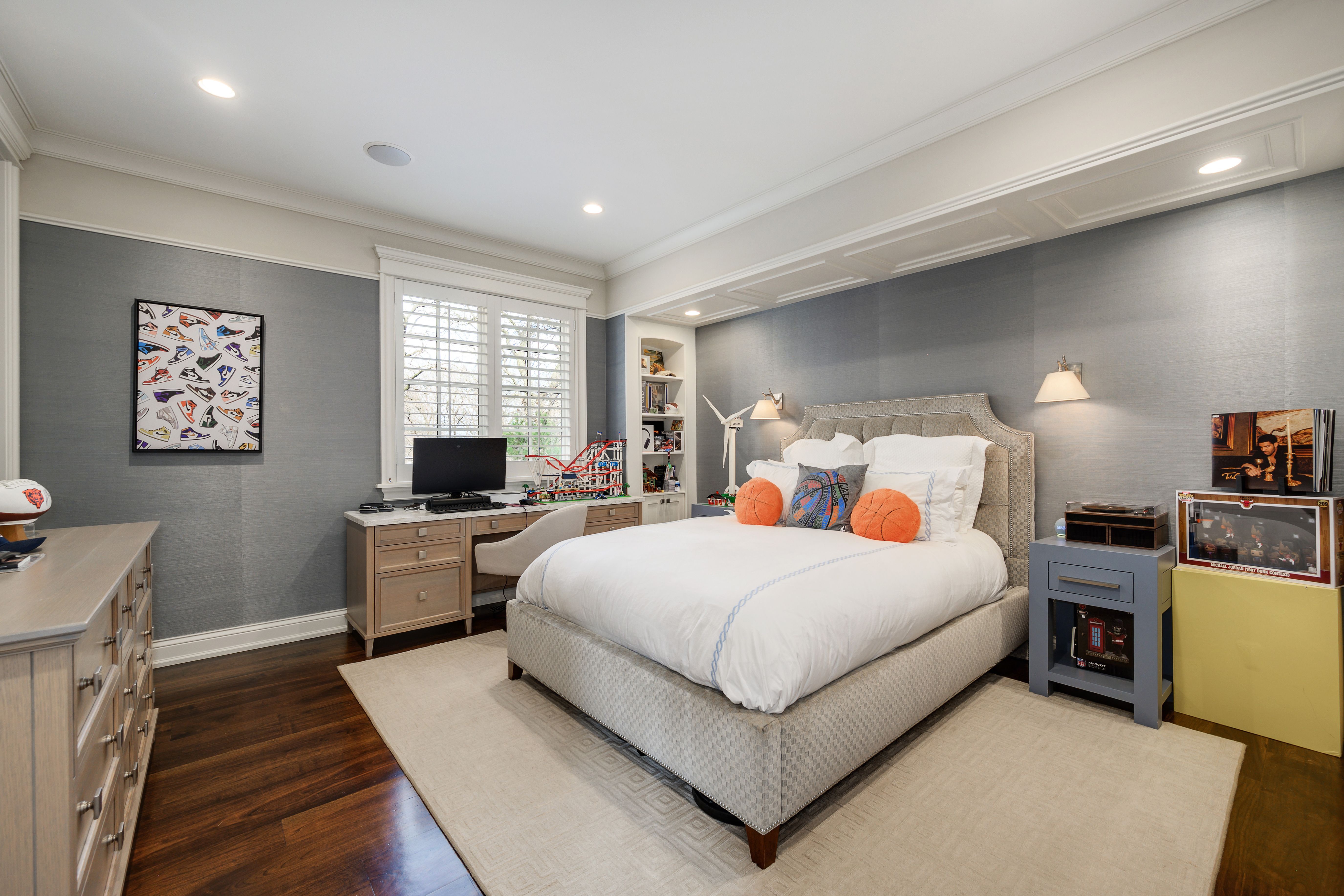  Impeccably Maintained Single-Family Residence on Lake Shore Drive - 物件實景