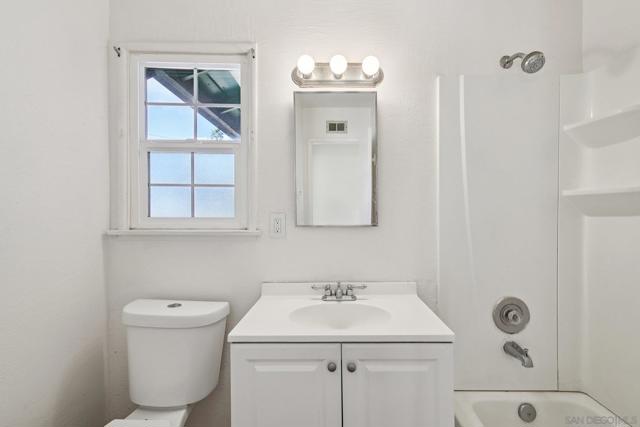 San Diego, California, 92111, United States, 3 Bedrooms Bedrooms, ,2 BathroomsBathrooms,Residential,For Sale,2007846