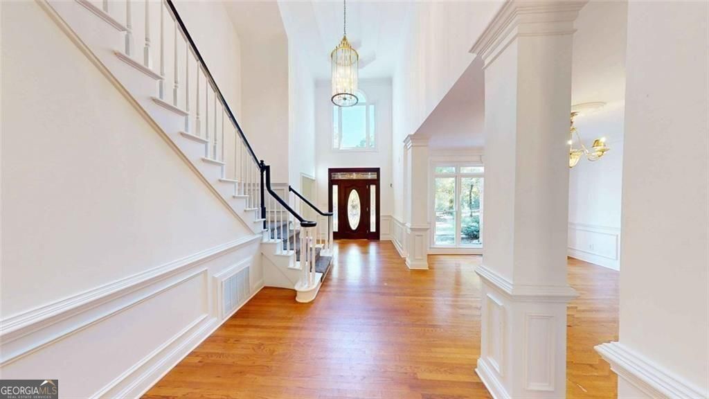 Newnan, Georgia, 30265, United States, 5 Bedrooms Bedrooms, ,5 BathroomsBathrooms,Residential,For Sale,1934725
