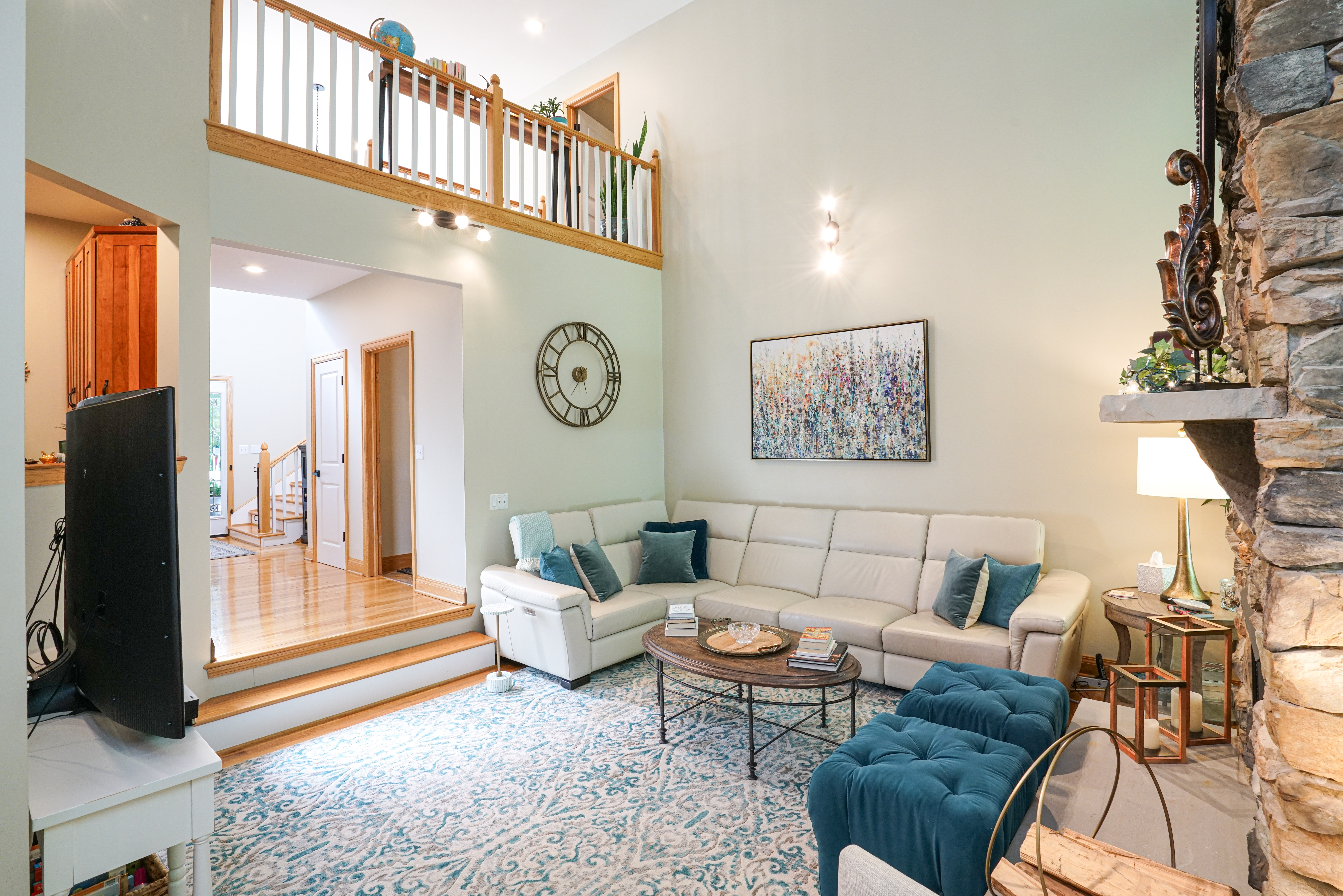 Horner, West Virginia, 26732, United States, 4 Bedrooms Bedrooms, ,4 BathroomsBathrooms,Residential,For Sale,1955004