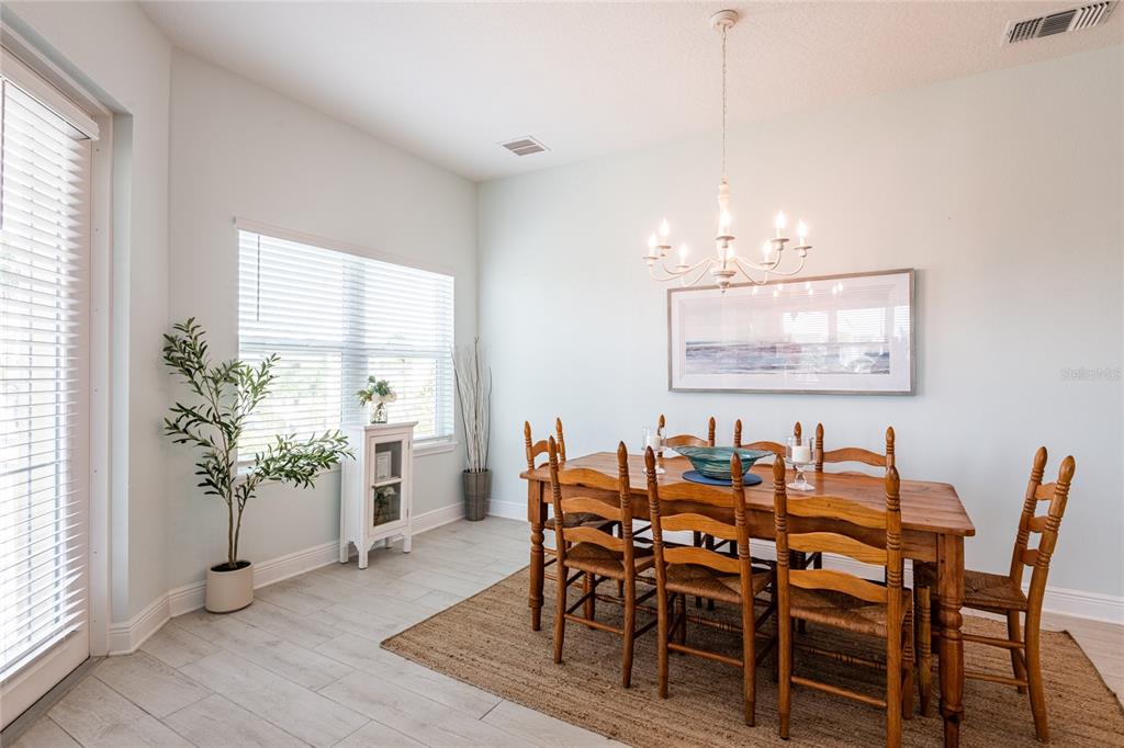 Bradenton, Florida, 34209, United States, 3 Bedrooms Bedrooms, ,3 BathroomsBathrooms,Residential,For Sale,1995139