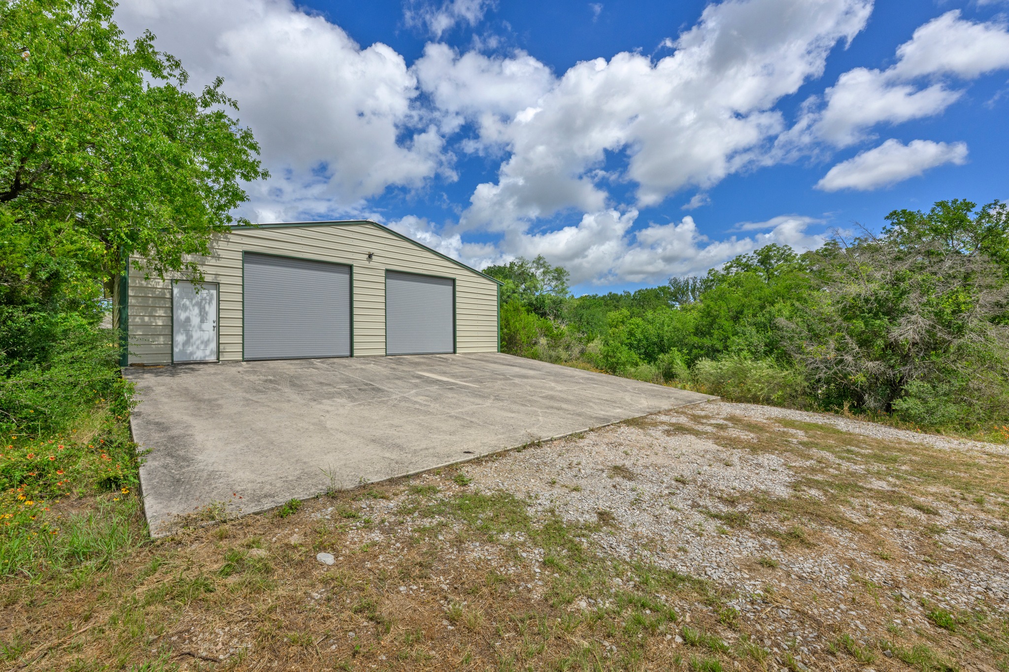  16 Acres in Spicewood - 物件實景